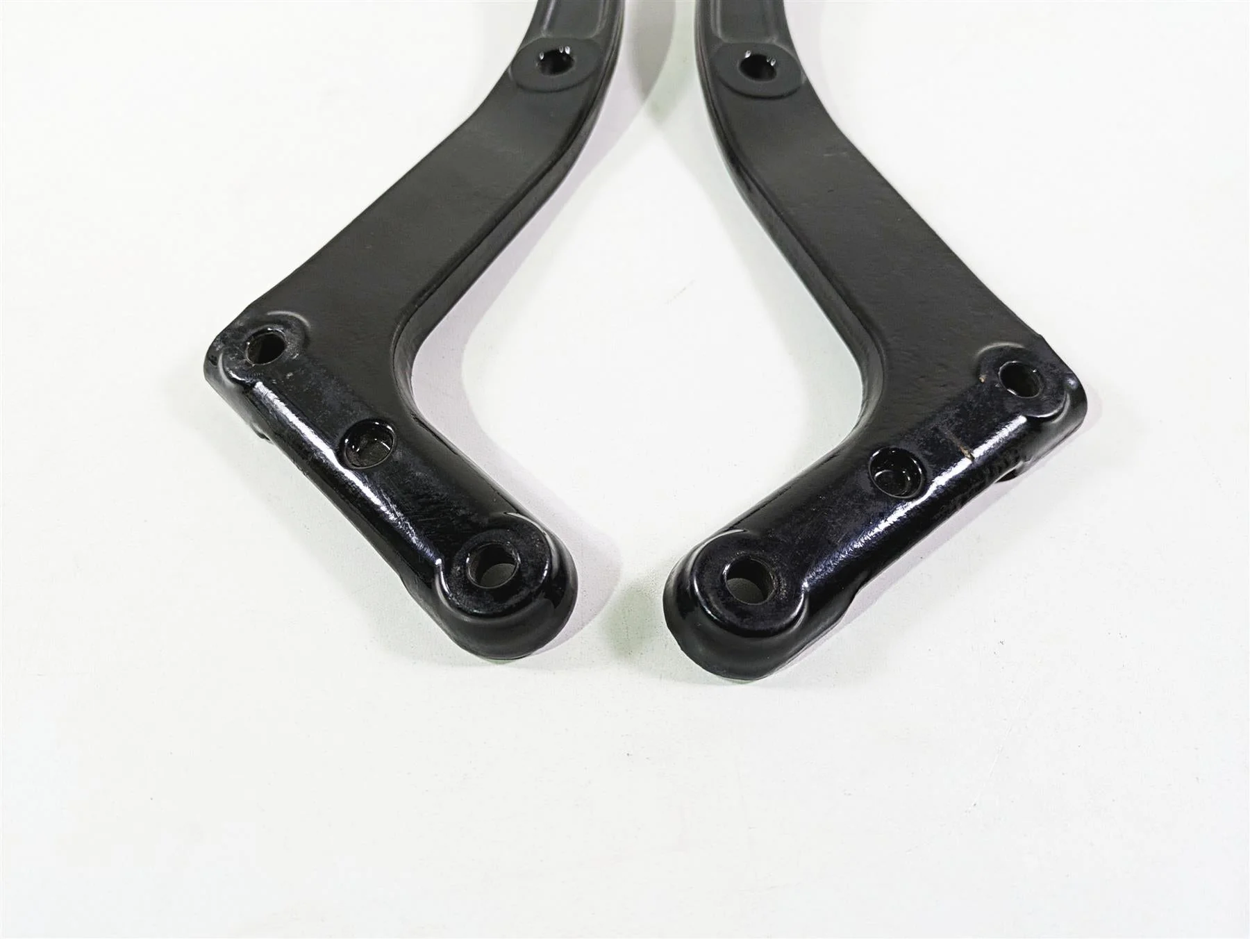 2009 Harley FLSTSB Cross Bones Rear Frame Fender Supports Struts 47813-08BHP - Image 4