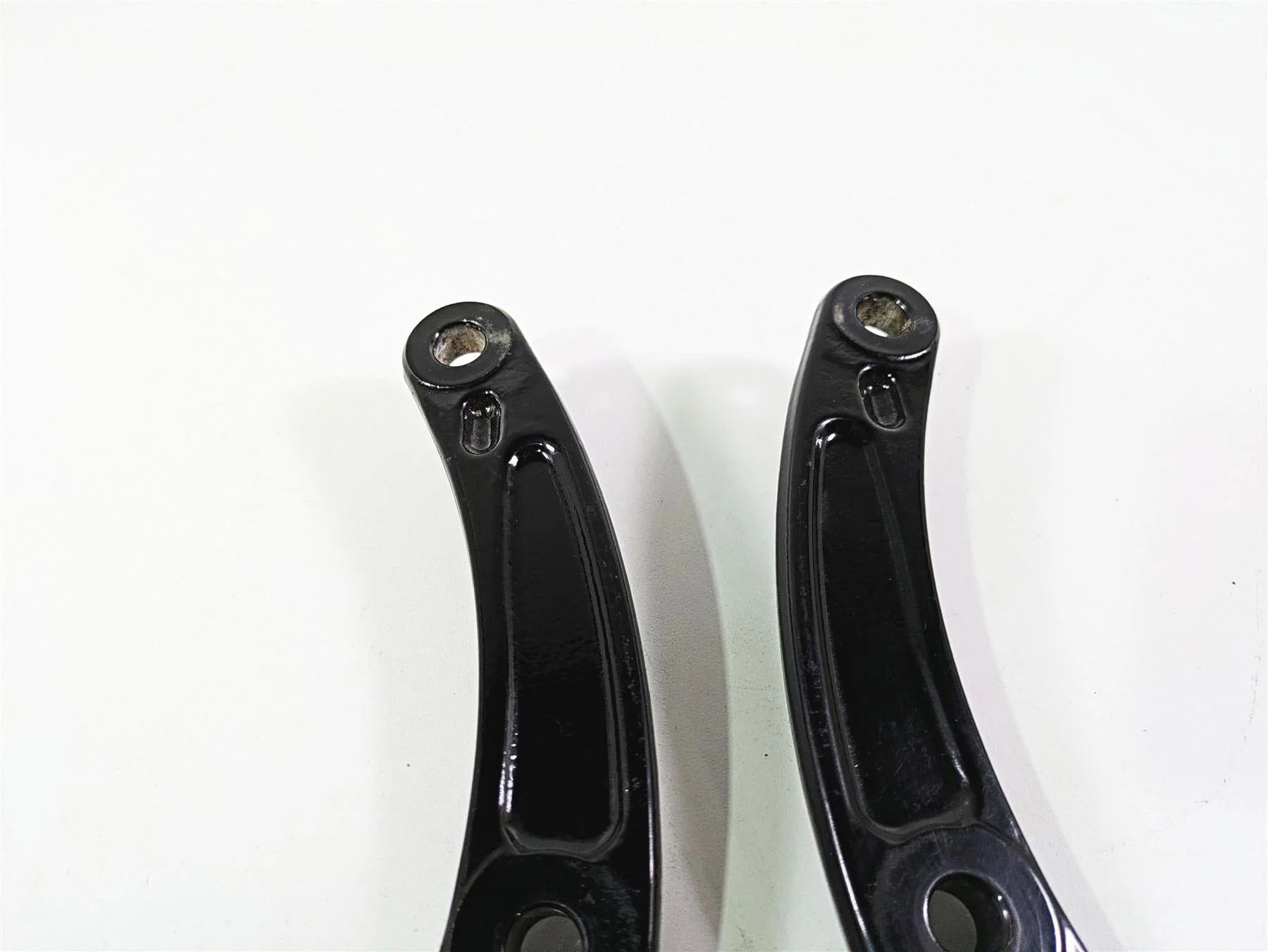 2009 Harley FLSTSB Cross Bones Rear Frame Fender Supports Struts 47813-08BHP - Image 5