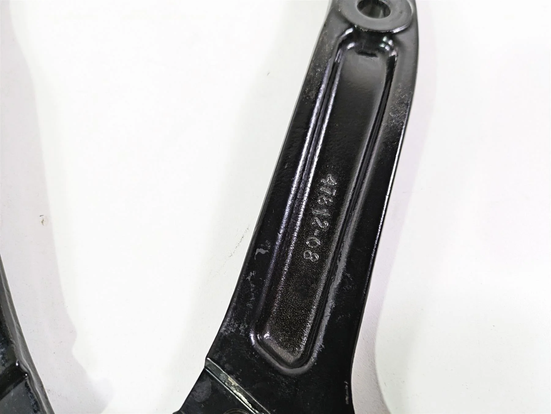 2009 Harley FLSTSB Cross Bones Rear Frame Fender Supports Struts 47813-08BHP - Image 8