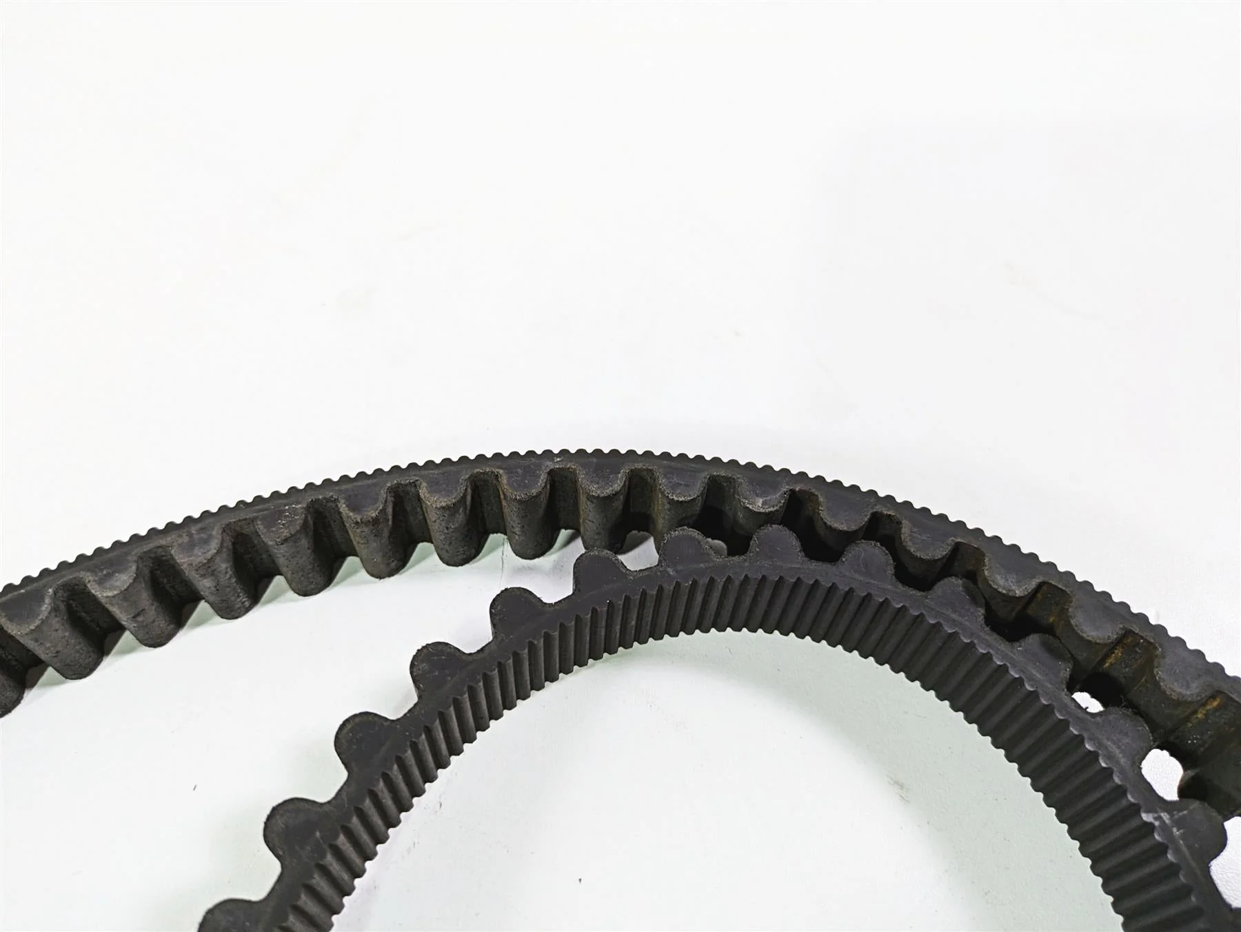 2009 Harley FLSTSB Cross Bones Rear Main Drive Belt 133T 20mm 40073-07 - Image 4