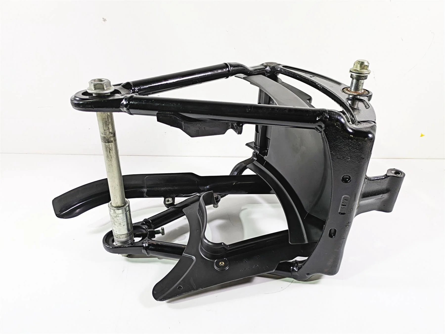 2009 Harley FLSTSB Cross Bones Rear Swing Arm Swingarm + Axle 47573-11BHP - Image 11