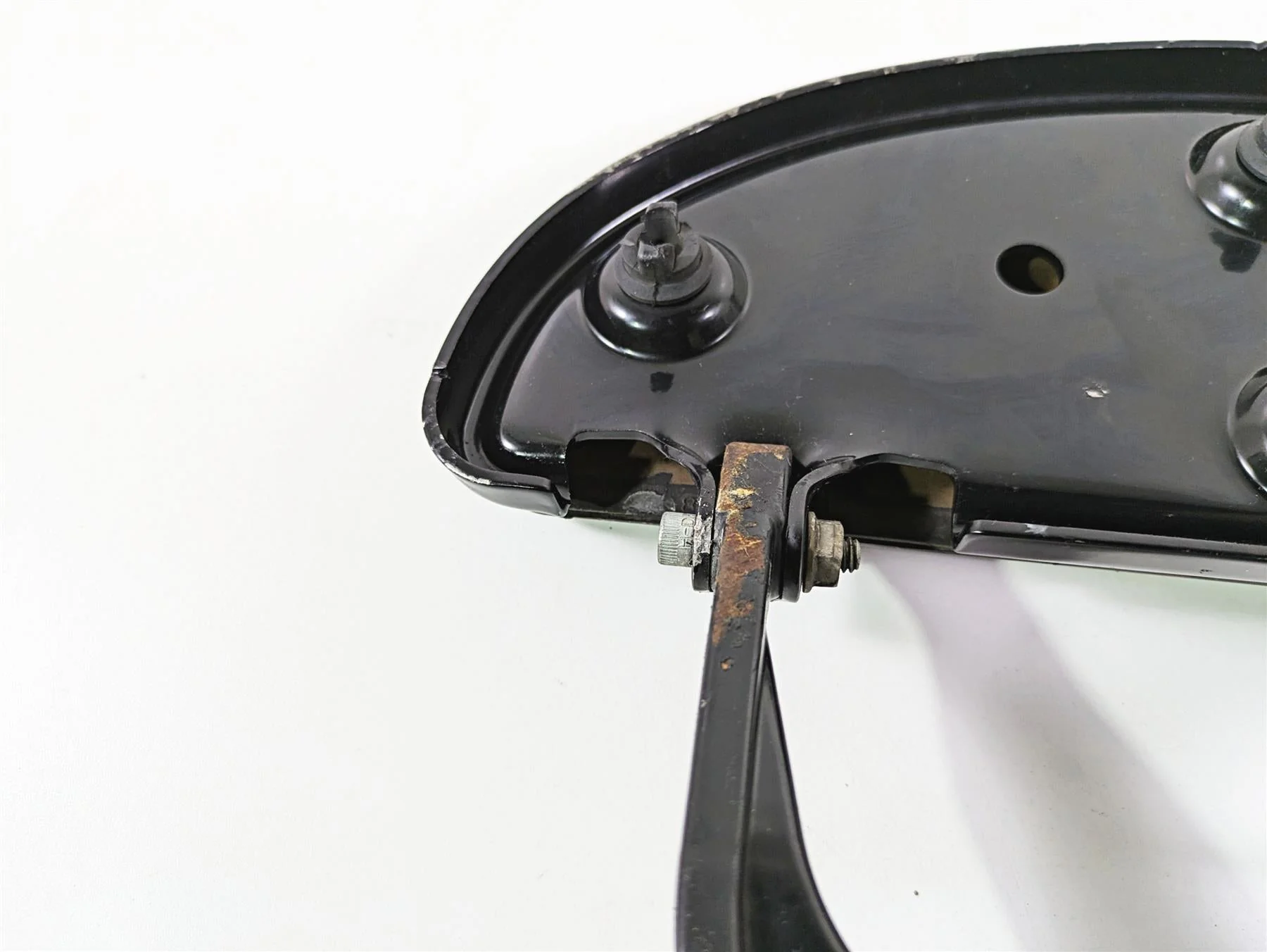 2009 Harley FLSTSB Cross Bones Right Floor Board & Brake Pedal - Read 50600026 - Image 10