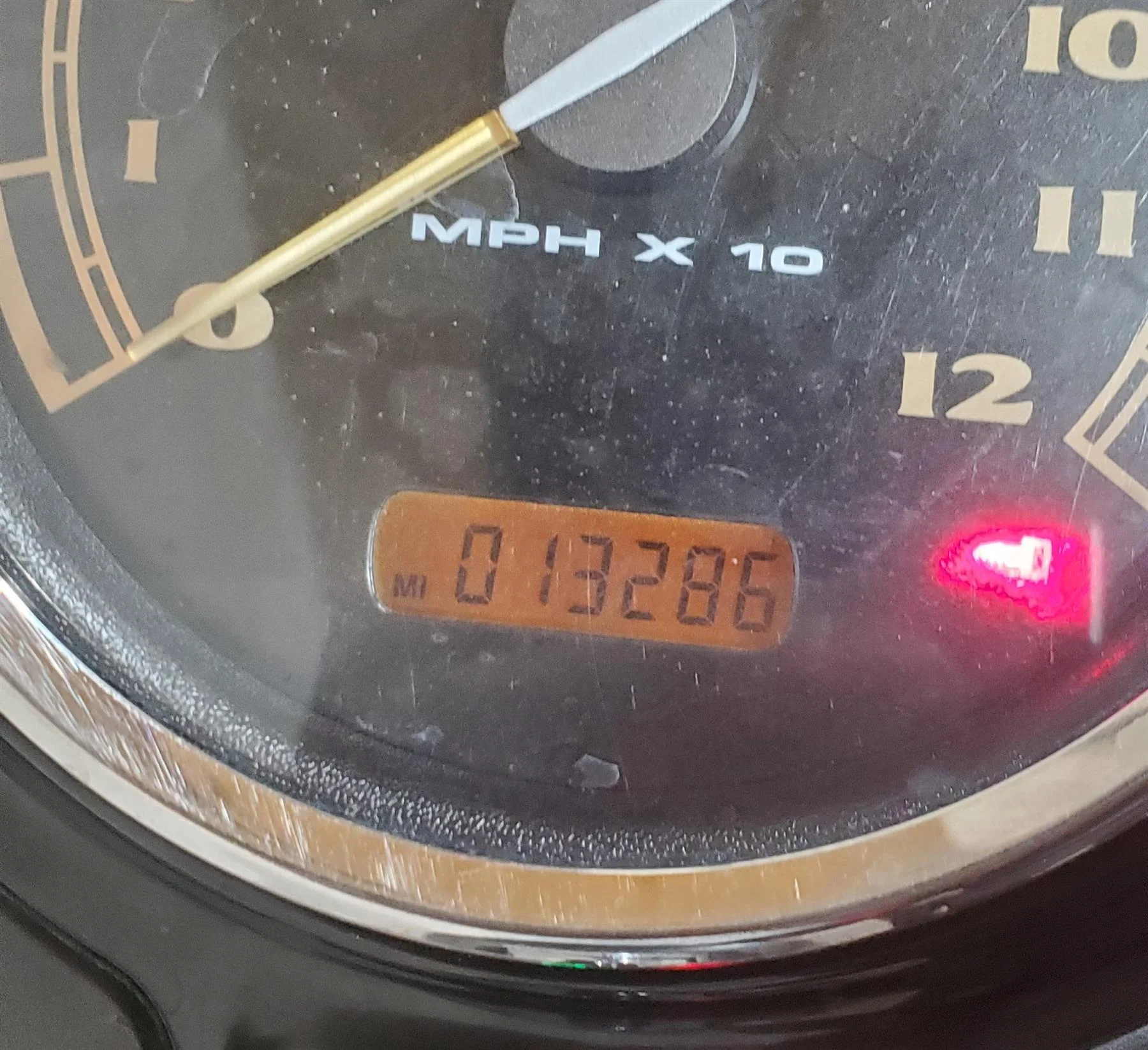 2009 Harley FLSTSB Cross Bones Speedometer Gauge Instrument 13k 70700-08 - Image 2