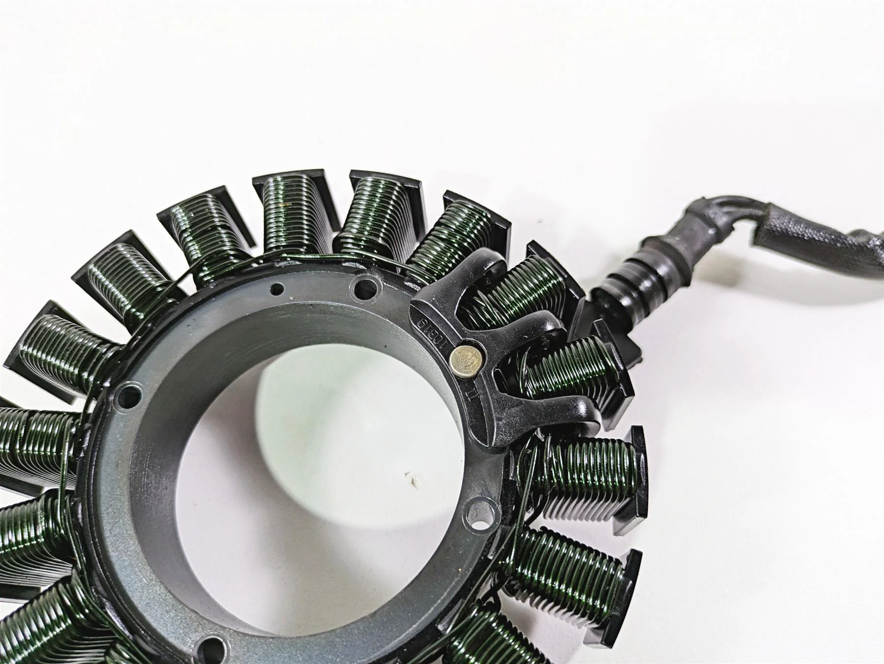 2009 Harley FLSTSB Cross Bones Stator Alternator Generator 30017-08 - Image 10