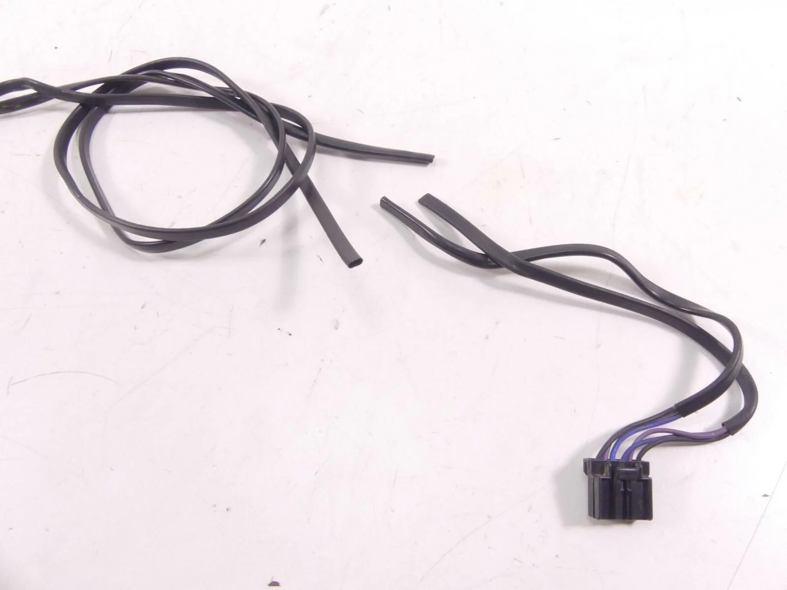 2009 Harley FXCW Softail Rocker Front Blinker Turn Signal Set - Read 69965-08 - Image 7