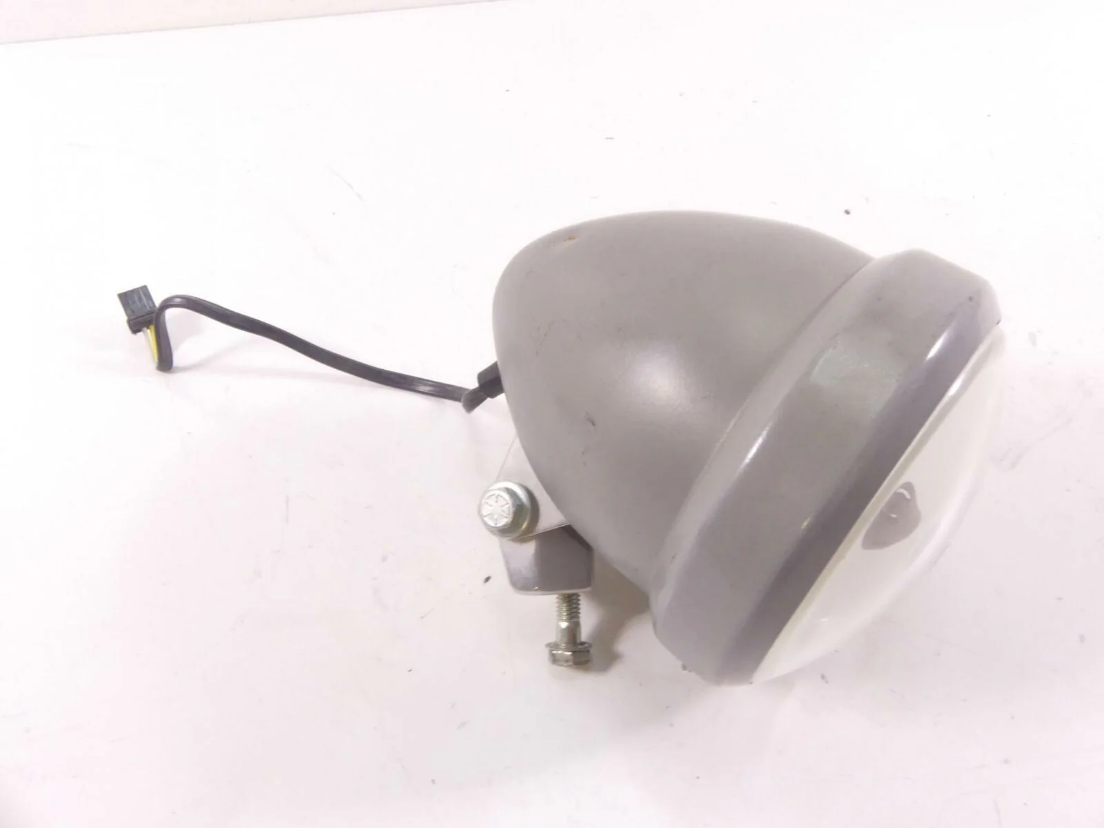 2009 Harley FXCW Softail Rocker Headlight Head Light Lamp & Mount - Dent 69453-0 - Image 2
