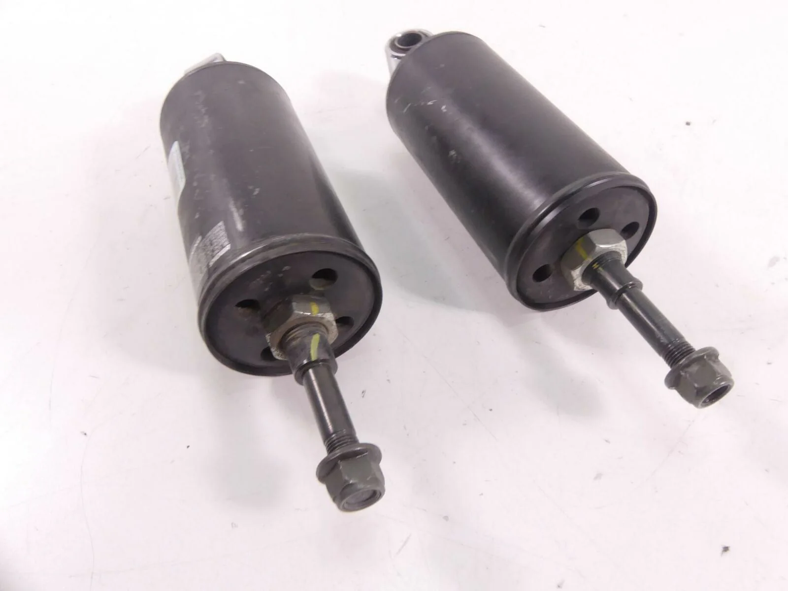 2009 Harley FXCW Softail Rocker Rear Showa Shock Damper Suspension Set  54510-09 - Image 5