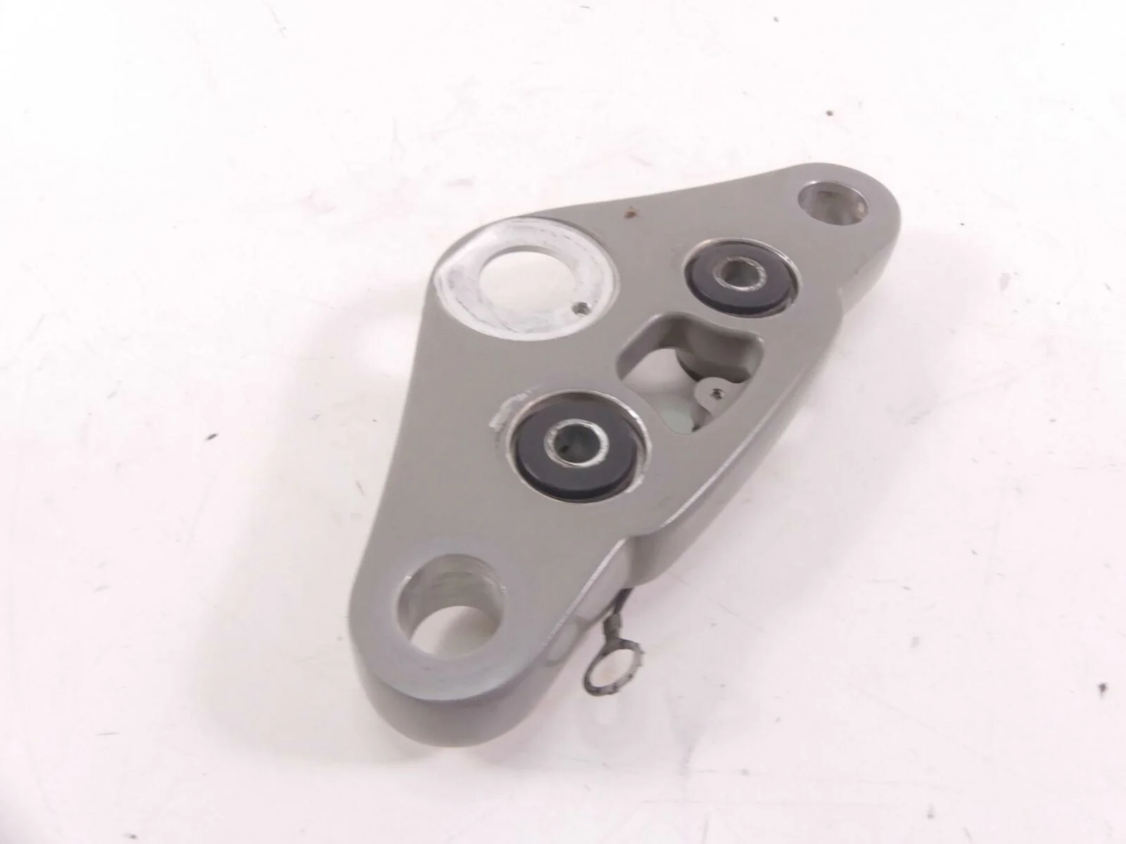 2009 Harley FXCW Softail Rocker Upper Triple Tree Steering Clamp  46705-08 - Image 4