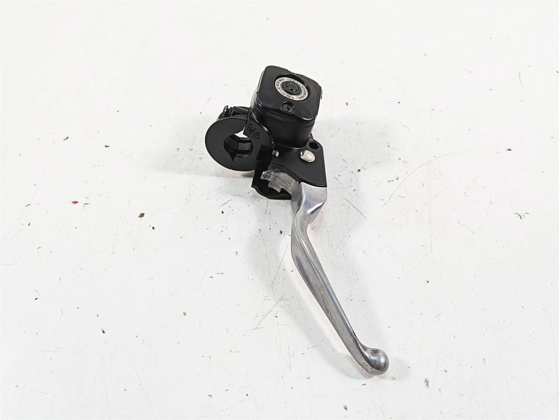 2009 Harley FXCWC Softail Rocker C Front 9/16" Brake Master Cylinder 45019-08C - Image 2