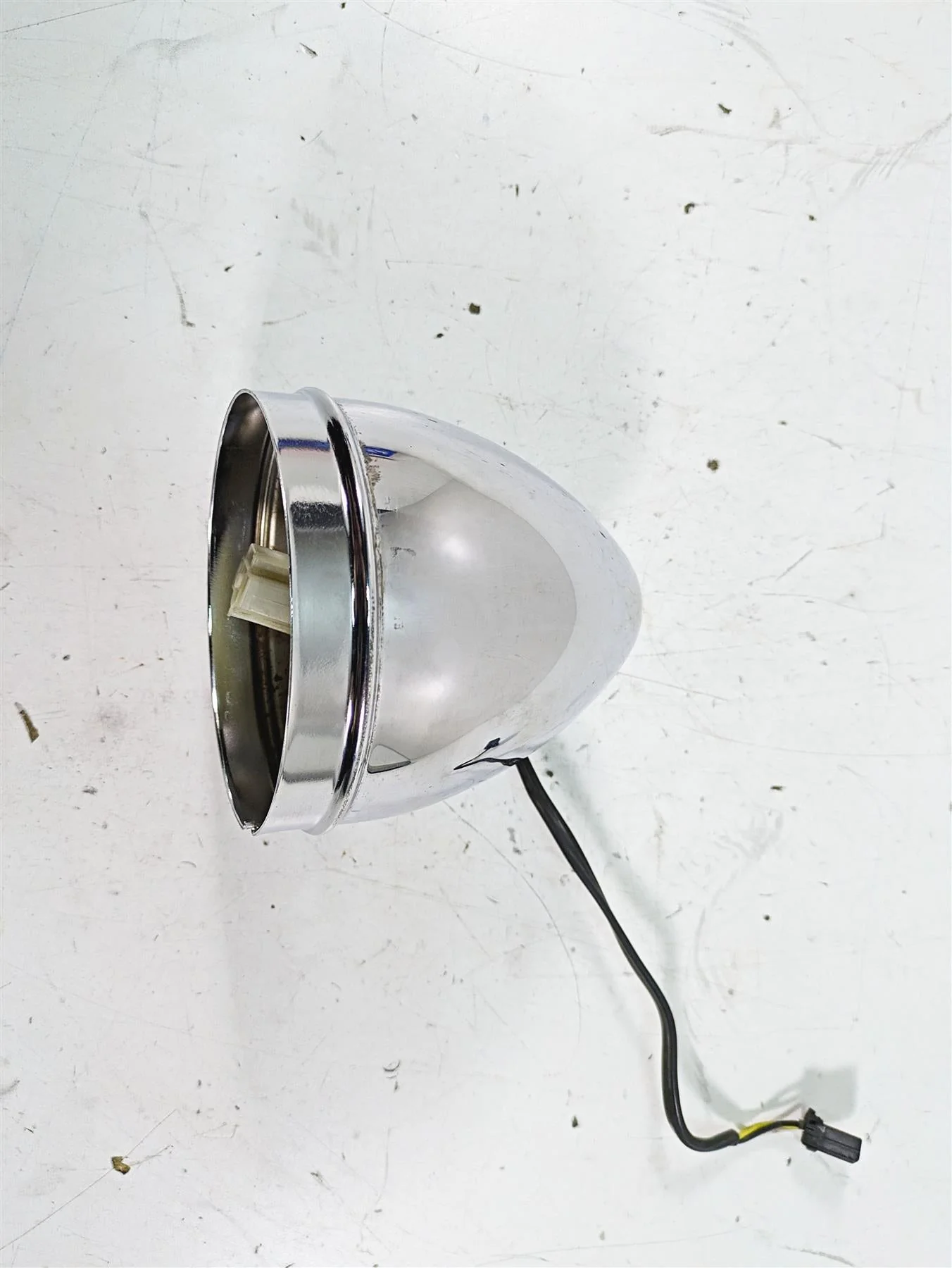 2009 Harley FXCWC Softail Rocker C Headlight Bucket Shell & Mount 69785-08 - Image 5