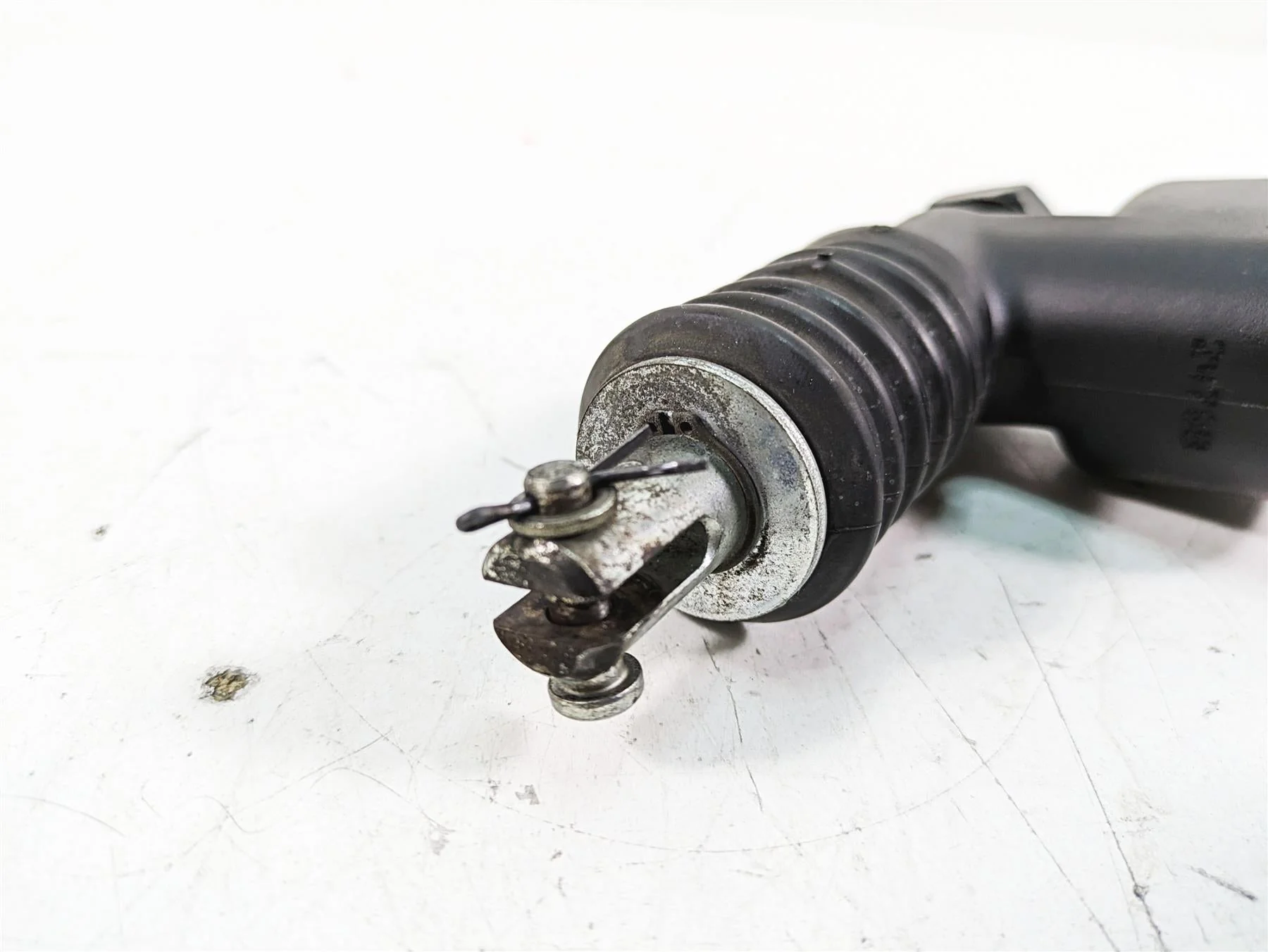 2009 Harley FXCWC Softail Rocker C Rear Brake Master Cylinder 41767-05E - Image 5