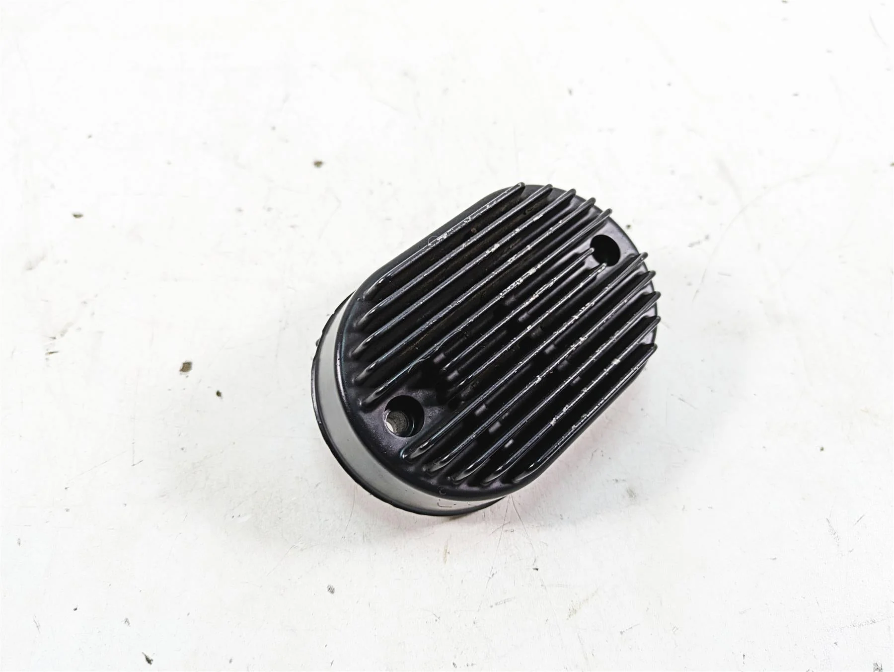 2009 Harley FXCWC Softail Rocker C Rectifier Voltage Regulator 74540-08 - Image 12