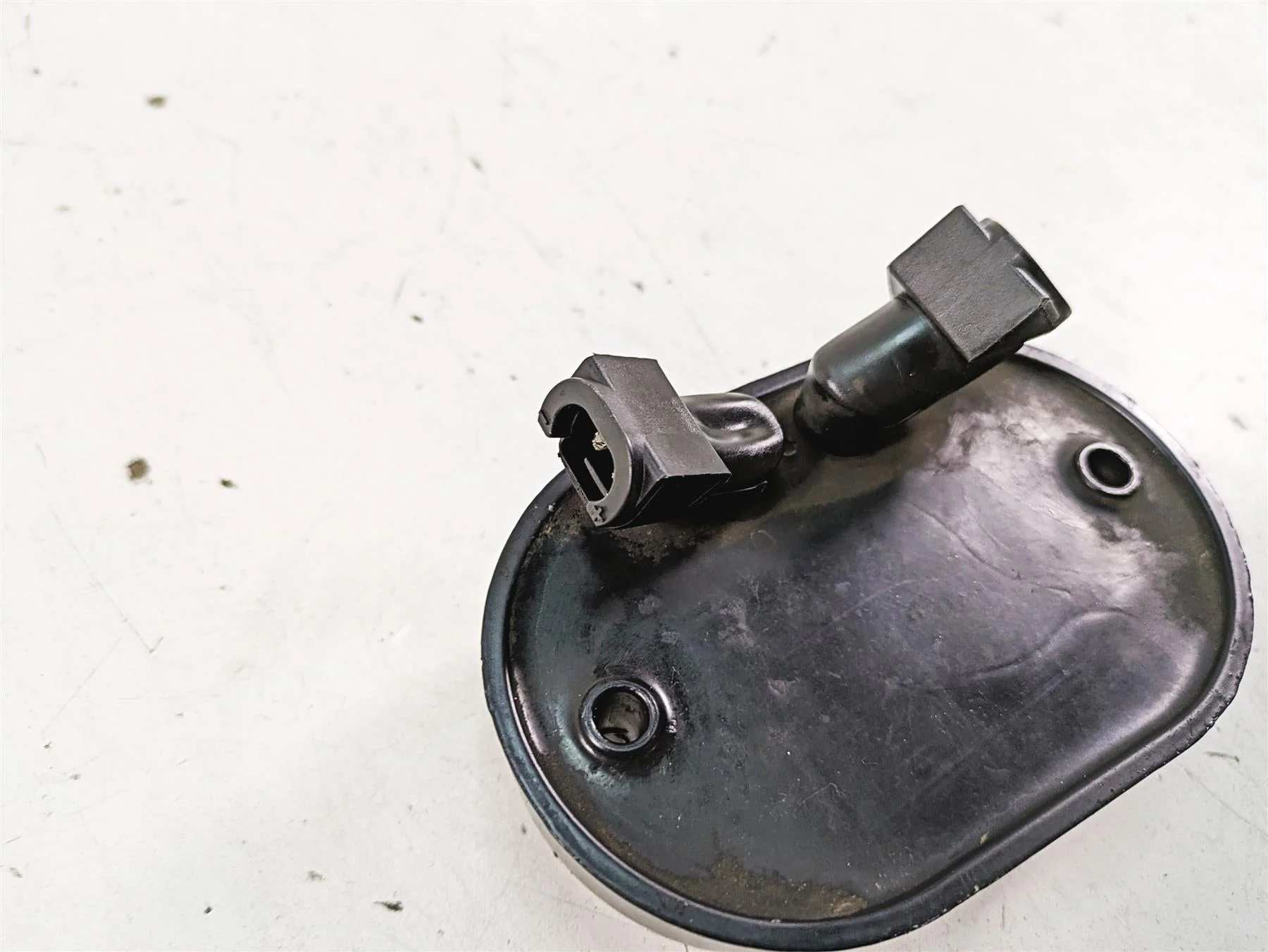 2009 Harley FXCWC Softail Rocker C Rectifier Voltage Regulator 74540-08 - Image 9