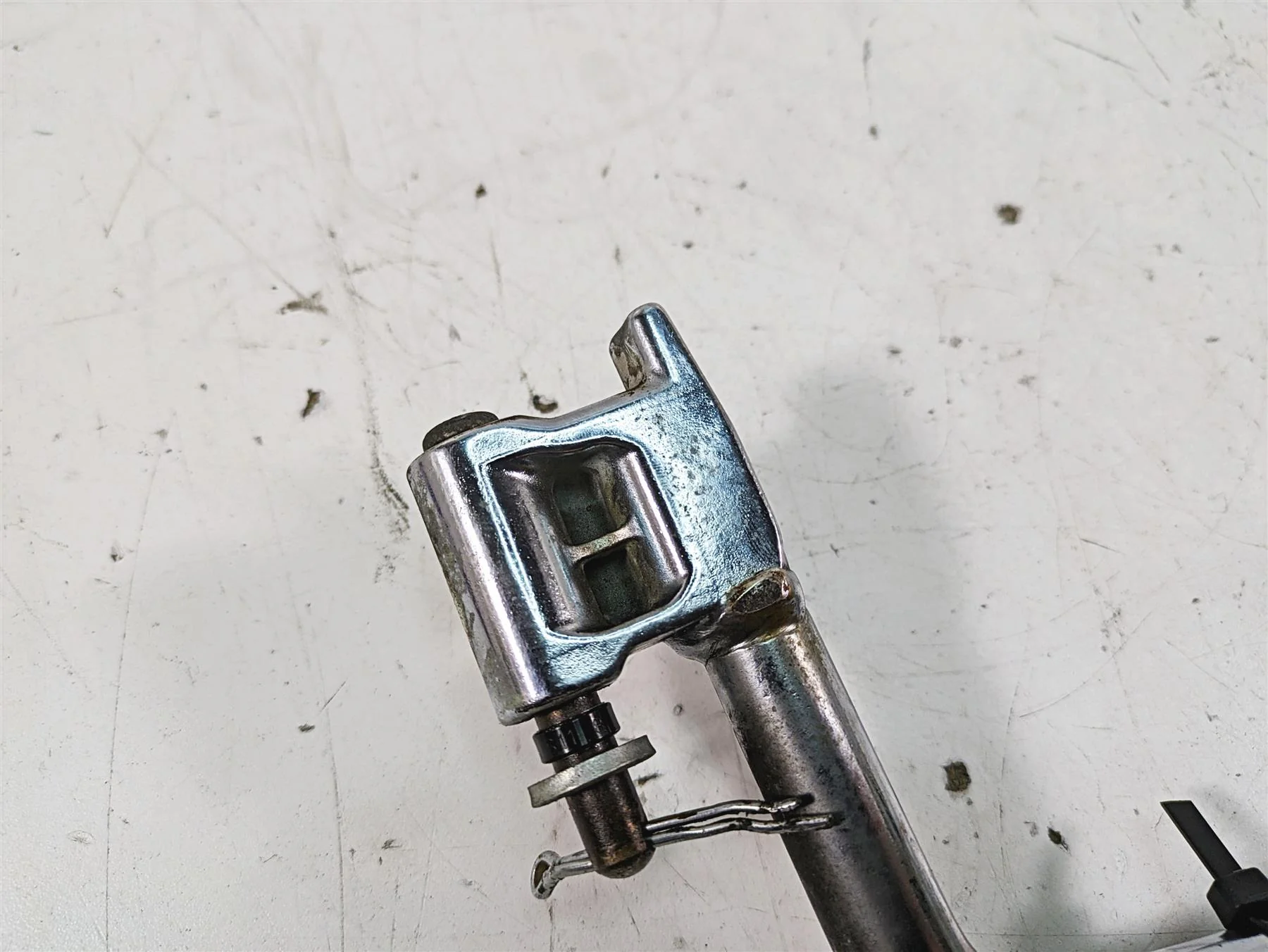 2009 Harley FXCWC Softail Rocker C Side Kickstand Jiffy Kick Stand 50087-07 - Image 8