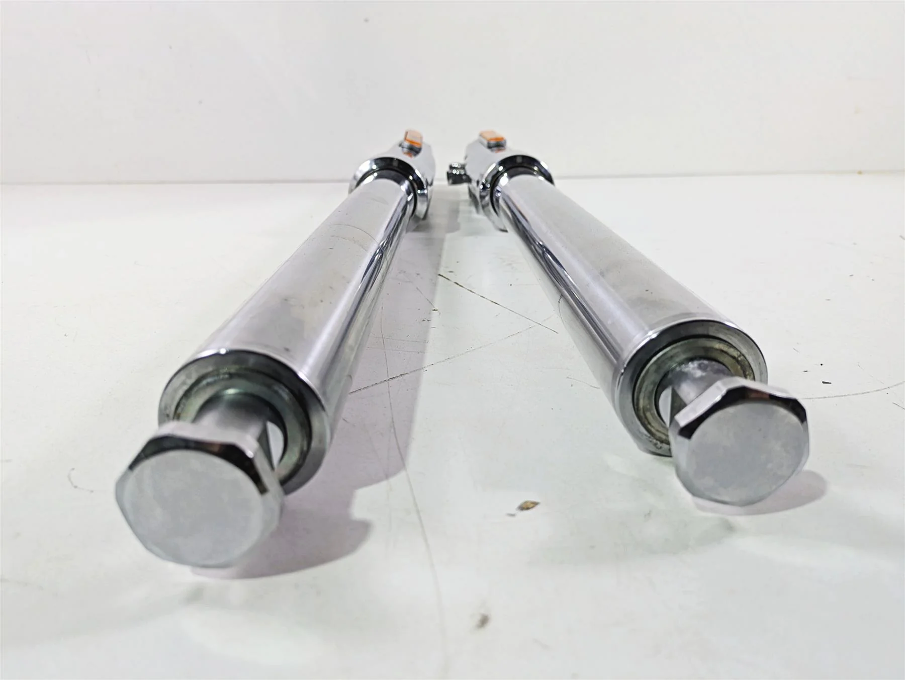 2009 Harley FXCWC Softail Rocker Chrome Front Fork Leg Set 46950-08 46953-08 - Image 7