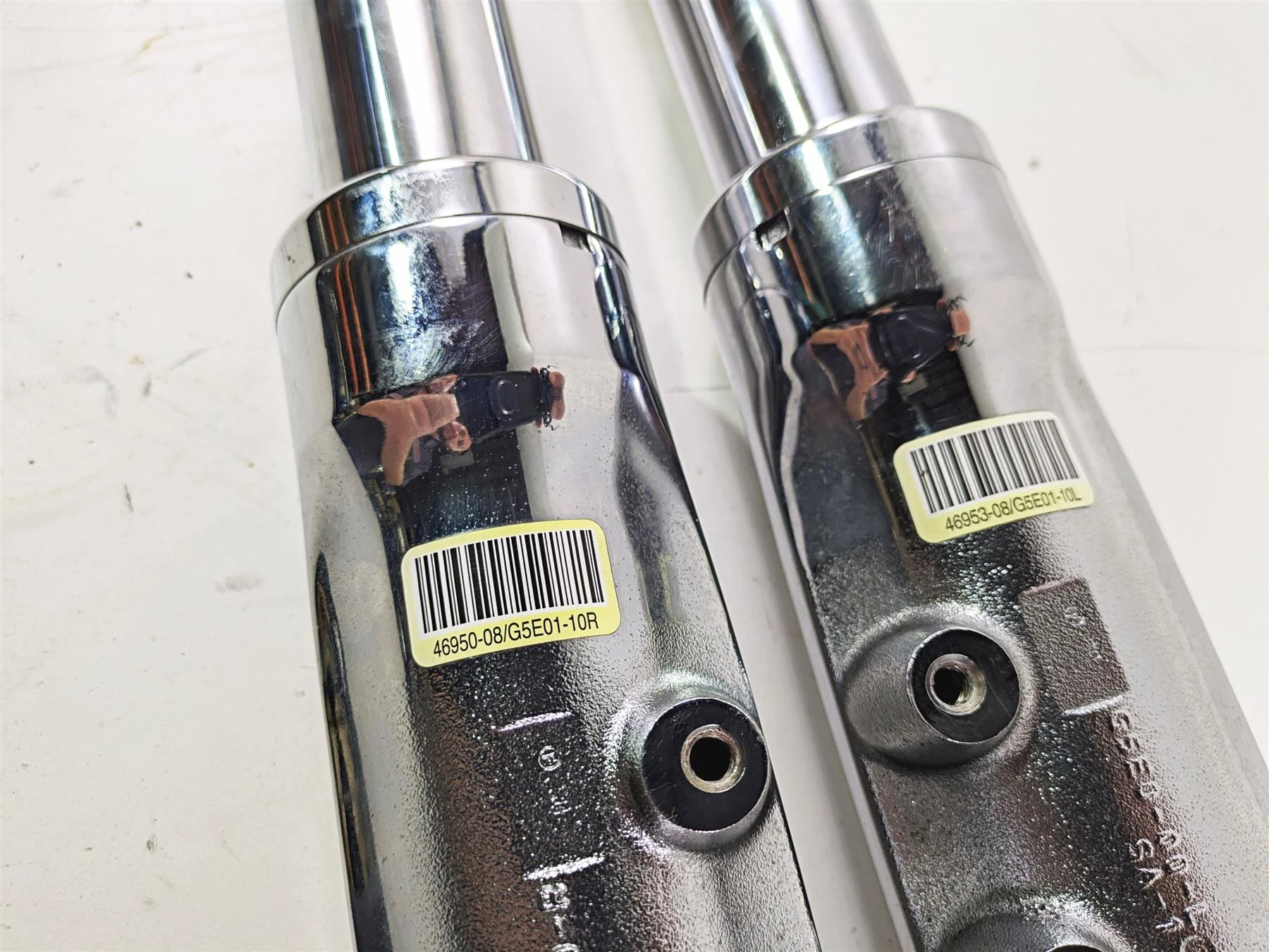 2009 Harley FXCWC Softail Rocker Chrome Front Fork Leg Set 46950-08 46953-08 - Image 9
