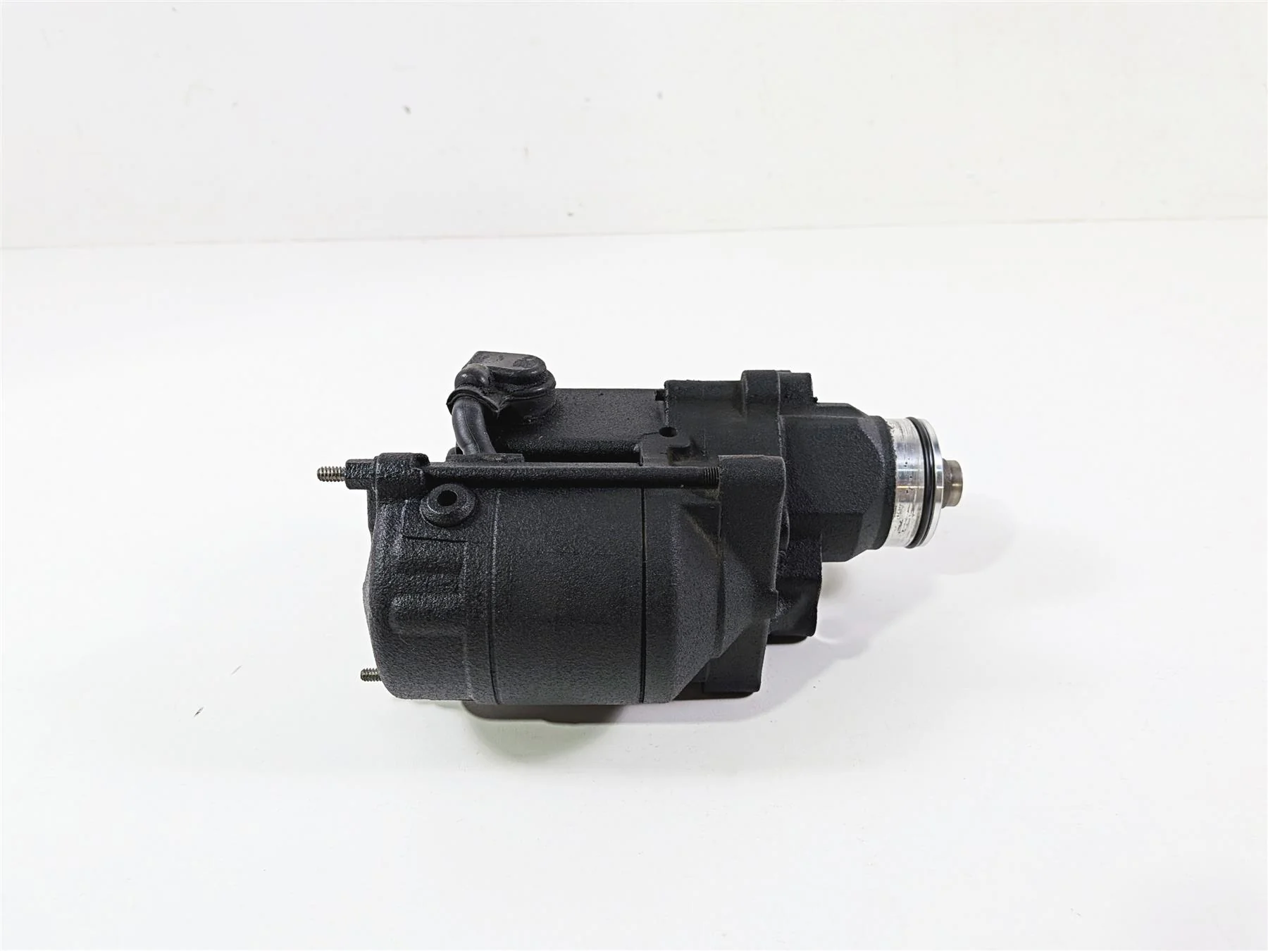 2009 Harley FXCWC Softail Rocker Engine Starter Motor 31618-06A - Image 2
