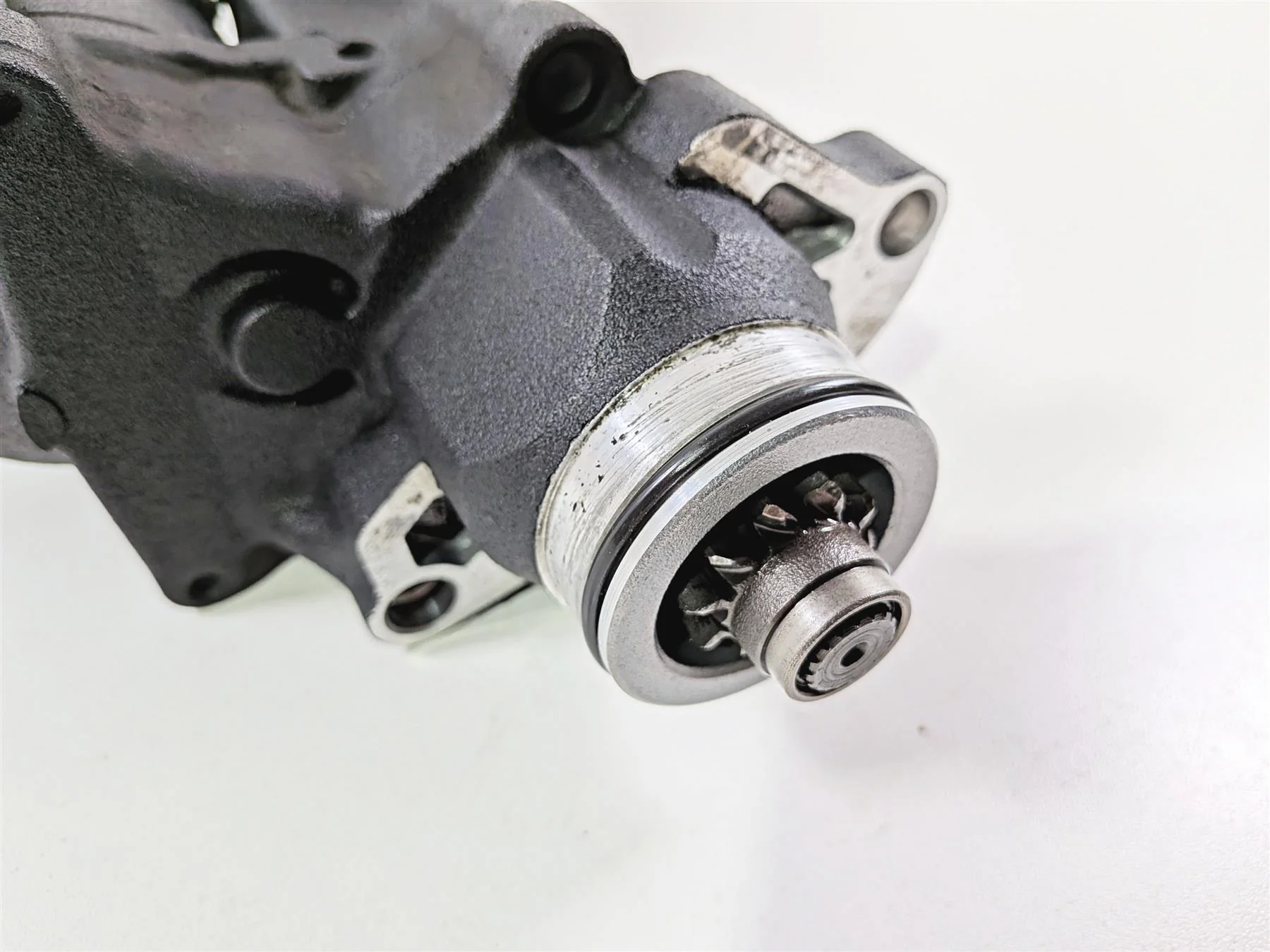 2009 Harley FXCWC Softail Rocker Engine Starter Motor 31618-06A - Image 7