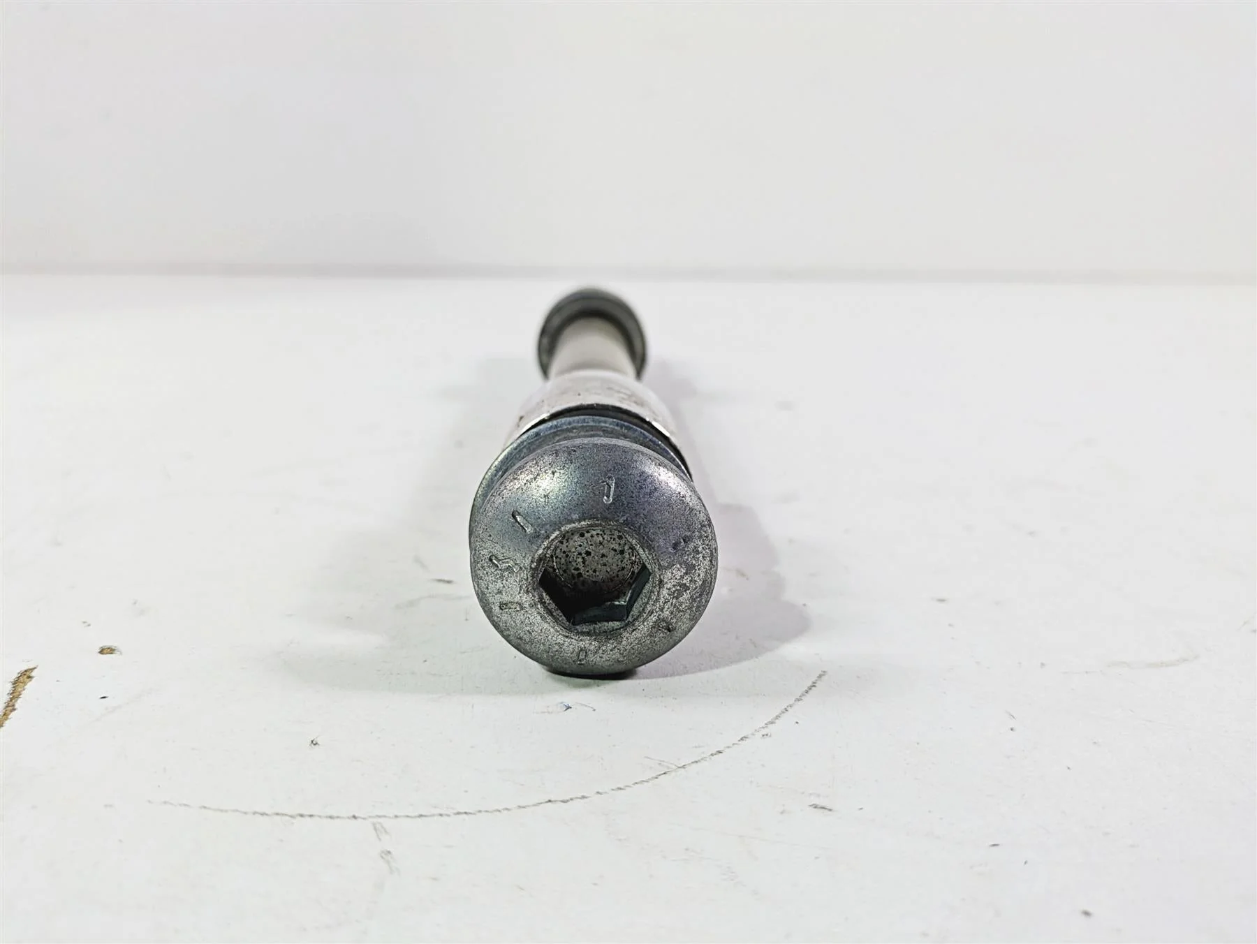 2009 Harley FXCWC Softail Rocker Front Axle Wheel Spindle 25mm 41348-08 - Image 5