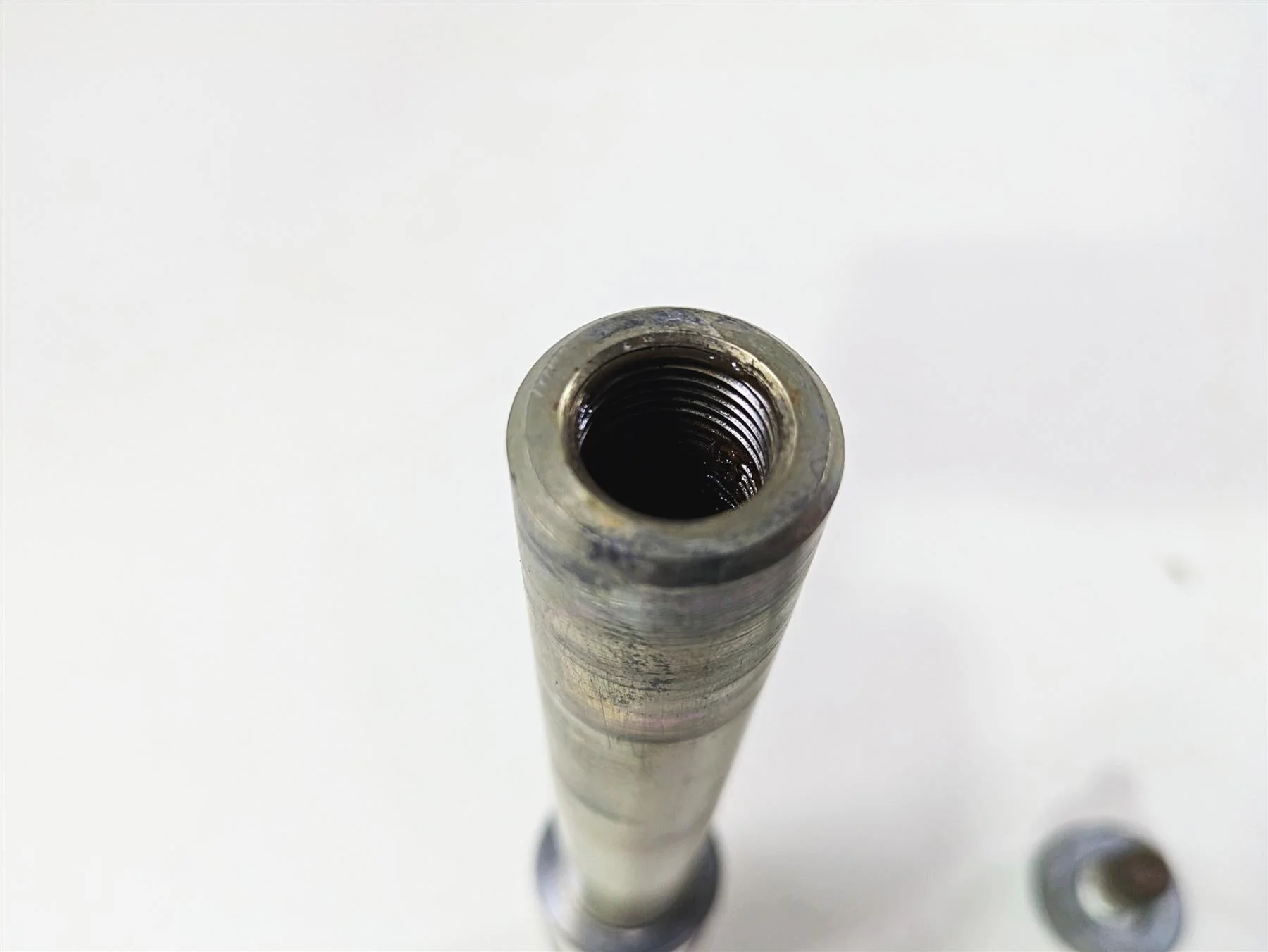 2009 Harley FXCWC Softail Rocker Front Axle Wheel Spindle 25mm 41348-08 - Image 7