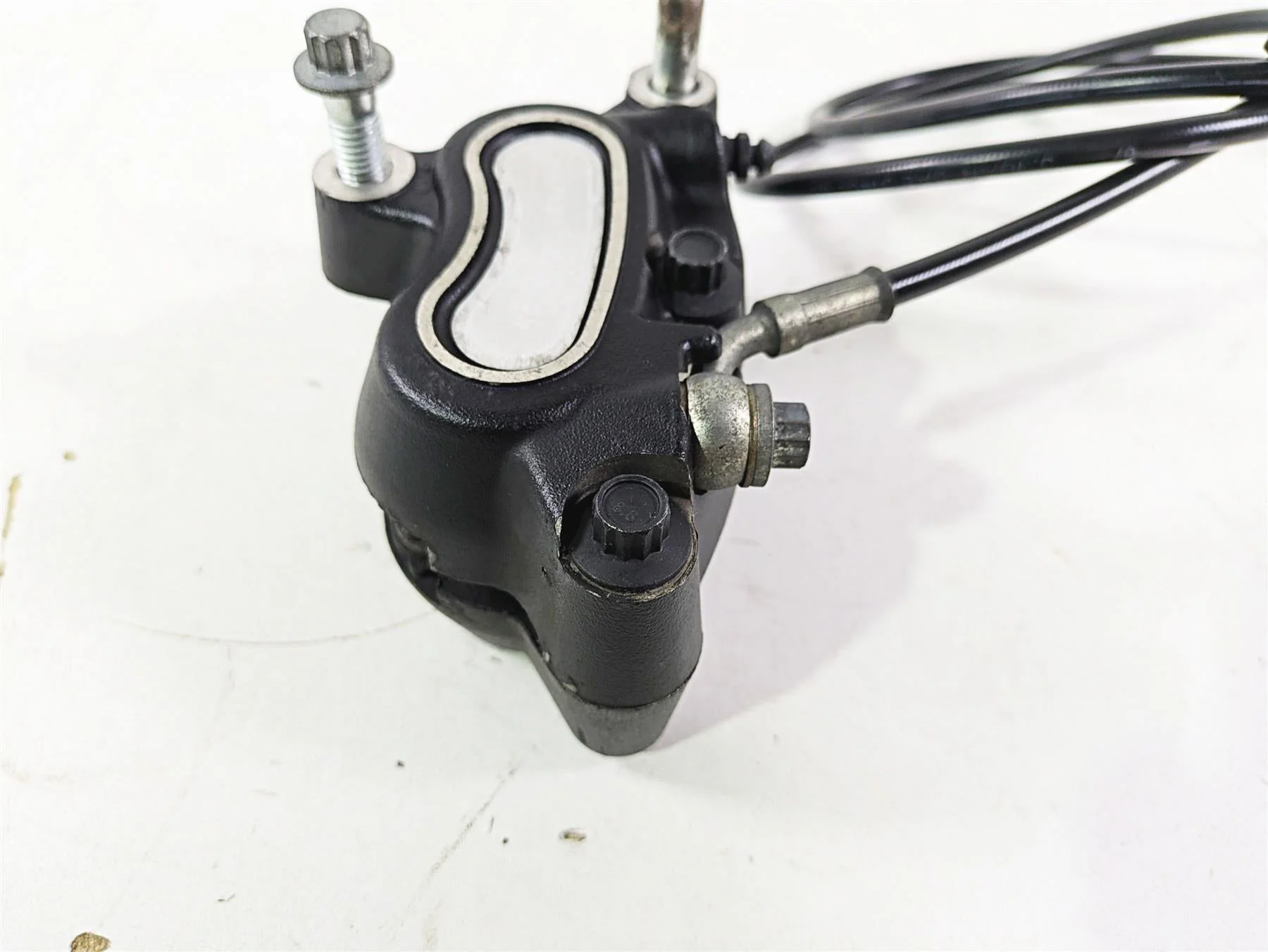2009 Harley FXCWC Softail Rocker Front Brake Caliper + Line 44464-08 - Image 8