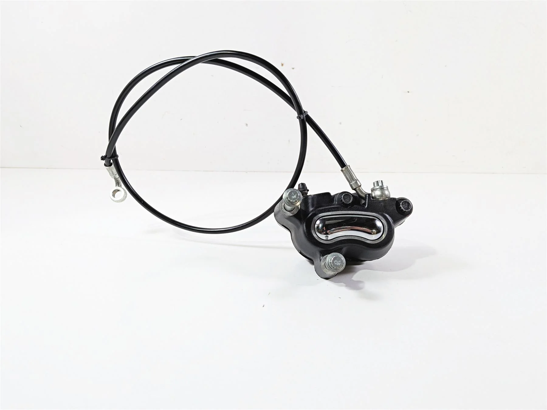 2009 Harley FXCWC Softail Rocker Front Brake Caliper + Line - Read 44464-08 - Image 3