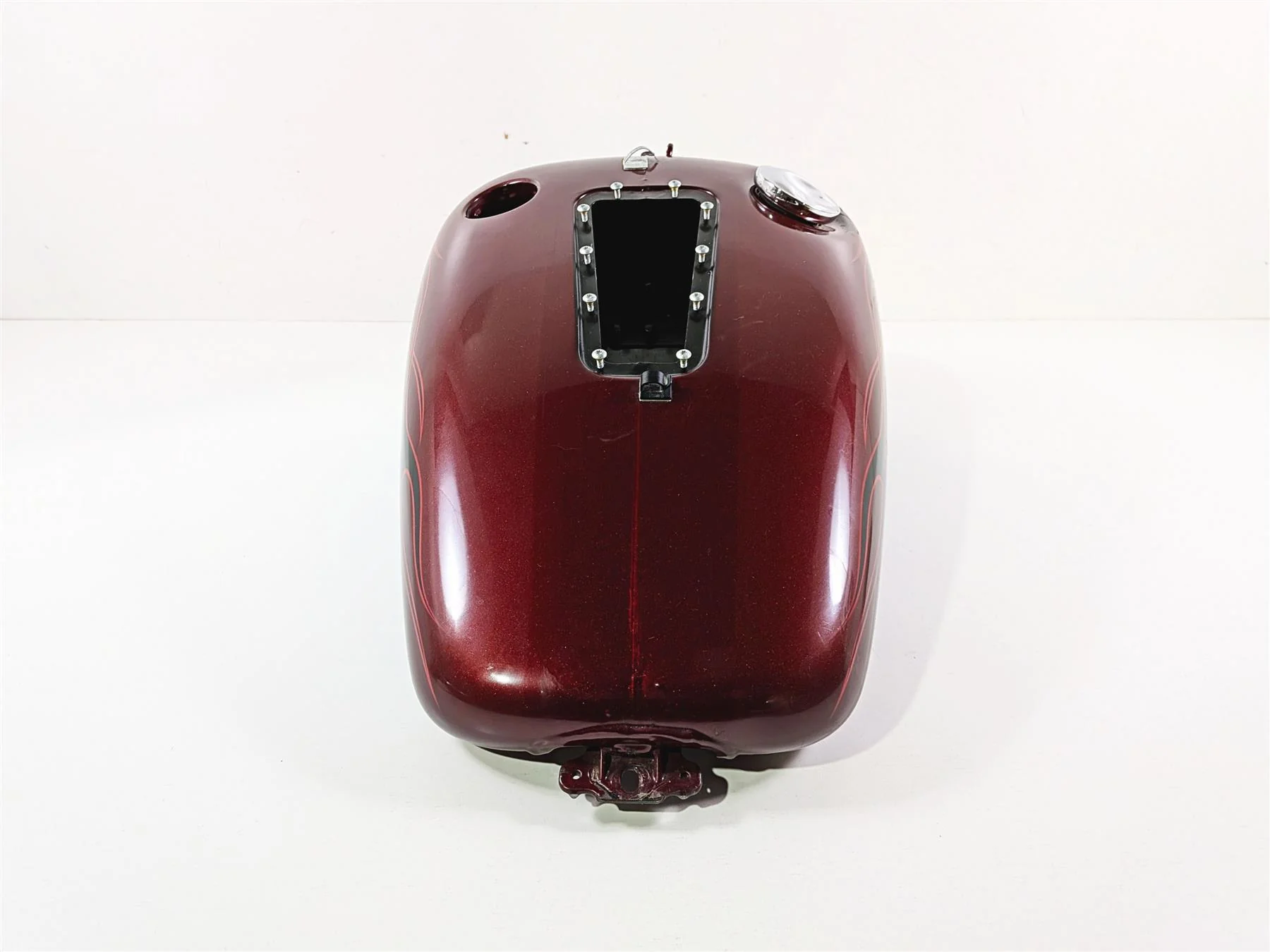 2009 Harley FXCWC Softail Rocker Fuel Gas Petrol Tank Crimson Red -Dent 62105-08 - Image 2