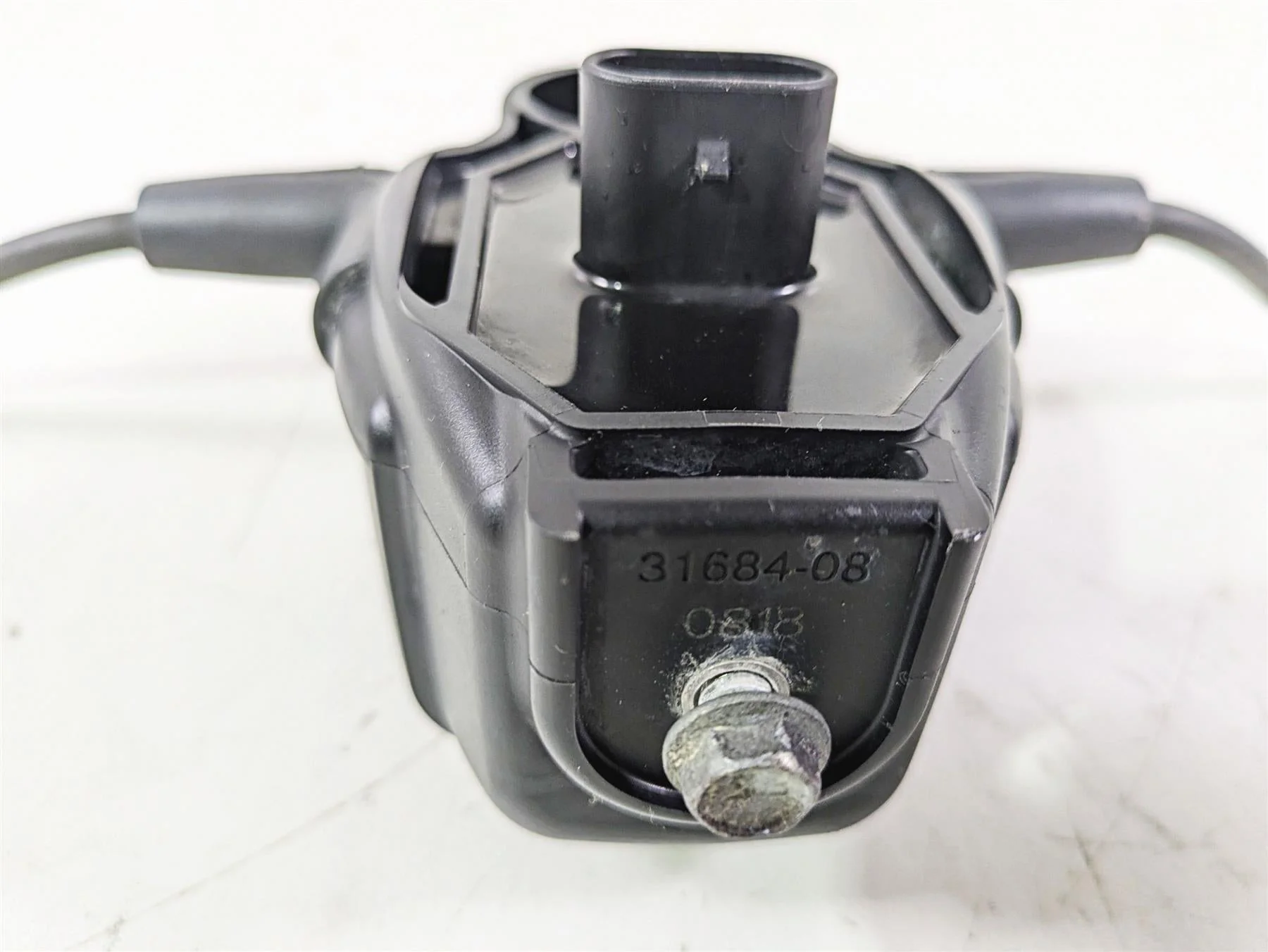 2009 Harley FXCWC Softail Rocker Ignition Coil Wires Plug Set 31684-08 - Image 10
