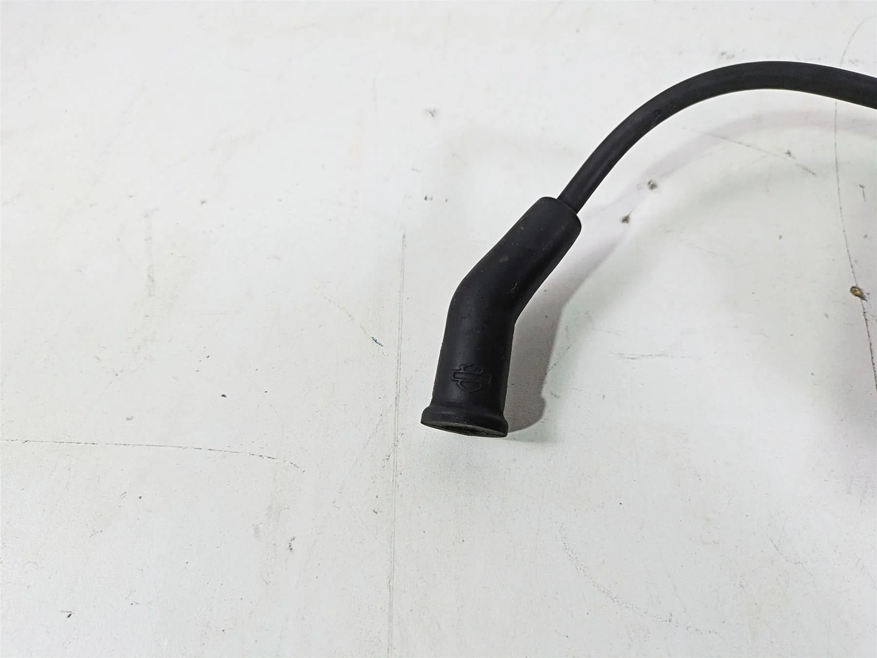 2009 Harley FXCWC Softail Rocker Ignition Coil Wires Plug Set 31684-08 - Image 7