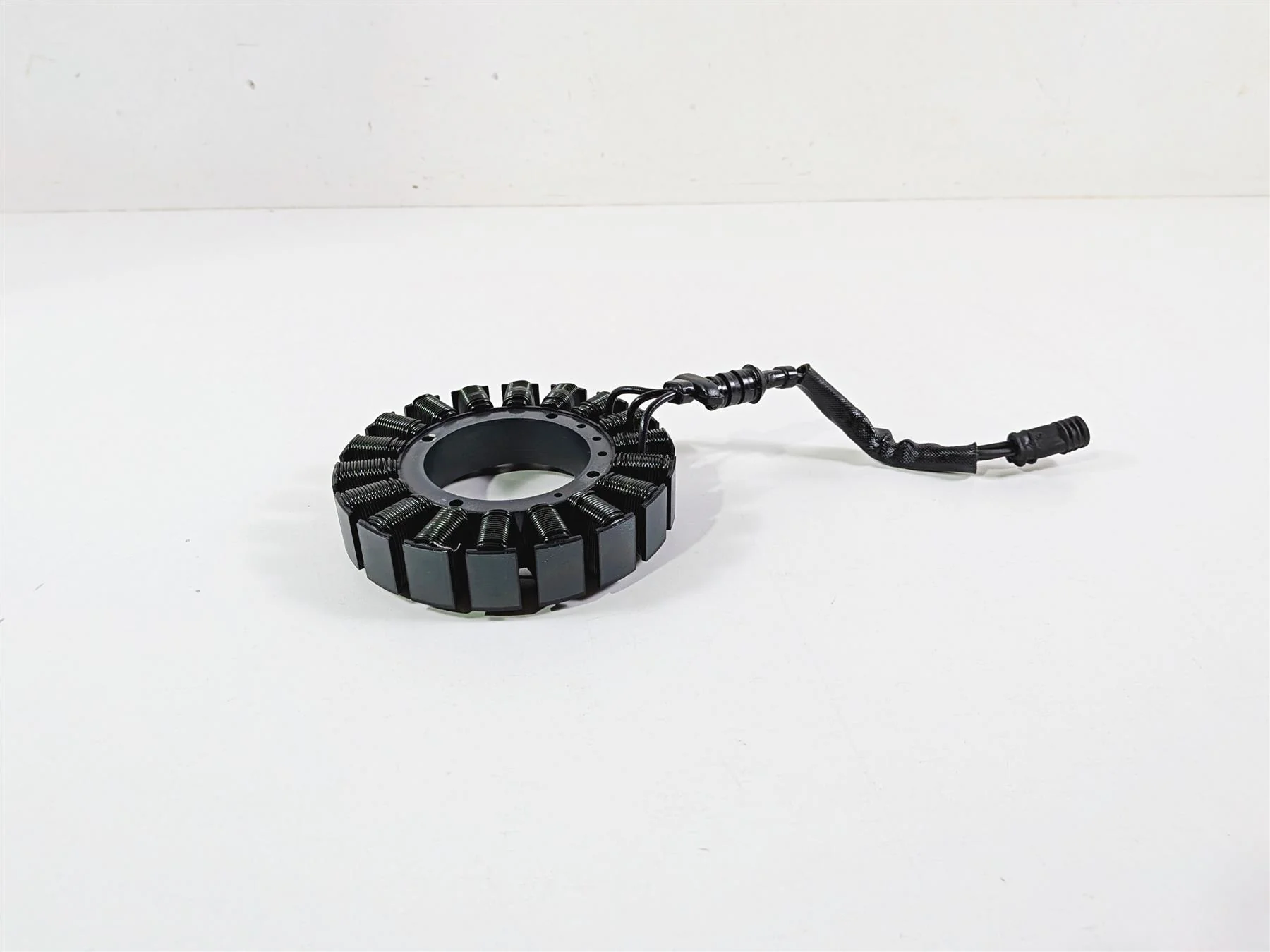 2009 Harley FXCWC Softail Rocker Ignition Stator Alternator 30017-08 - Image 2