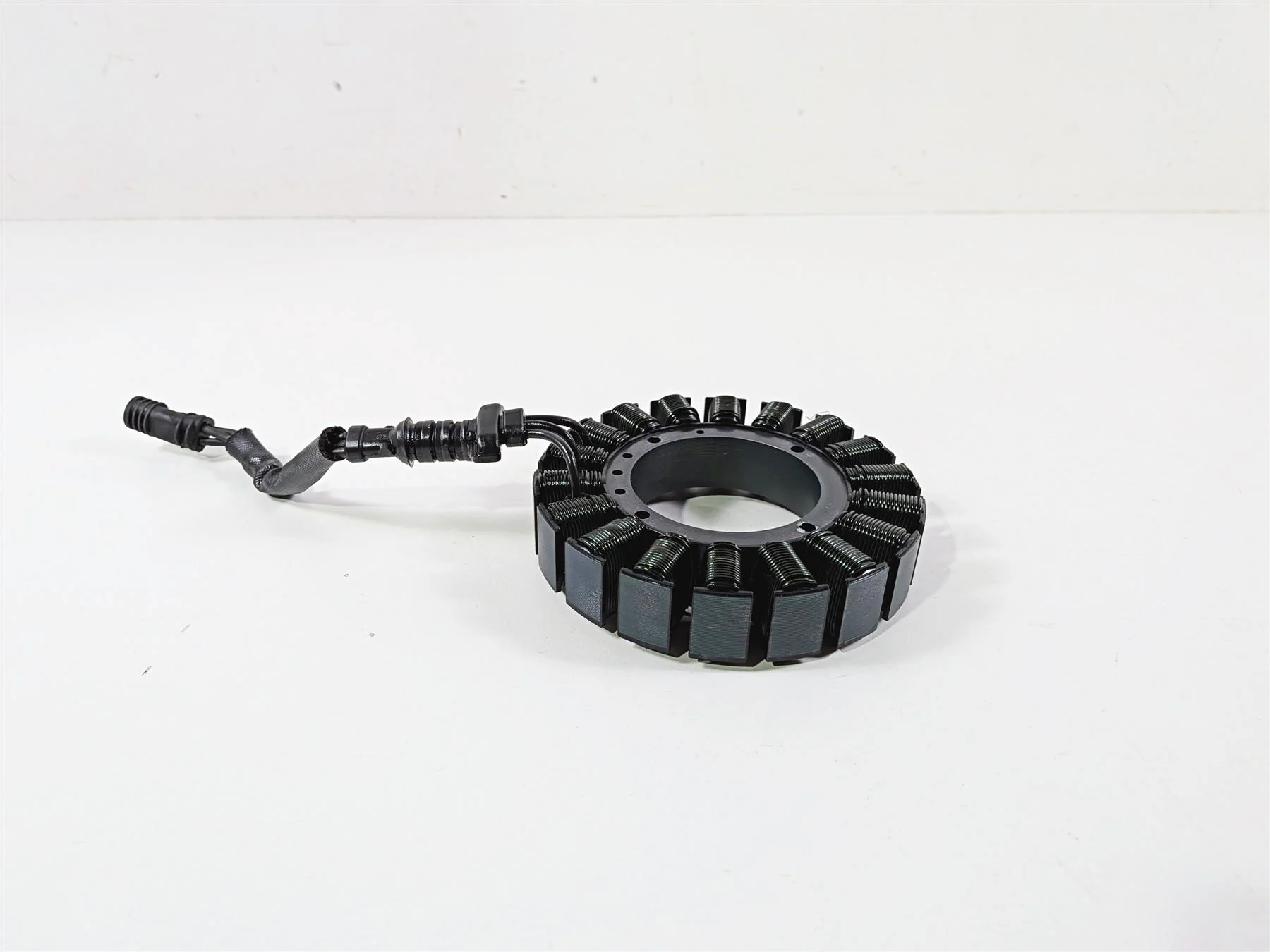 2009 Harley FXCWC Softail Rocker Ignition Stator Alternator 30017-08 - Image 4