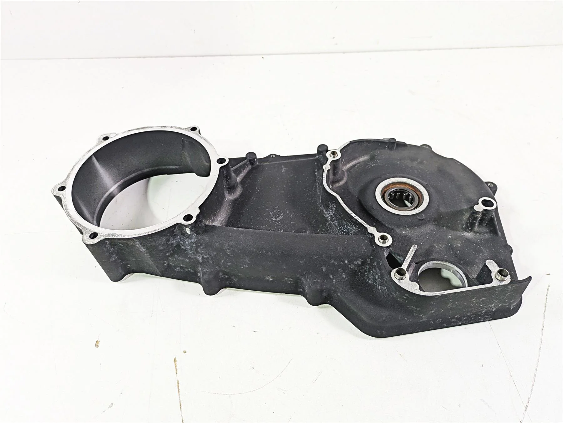 2009 Harley FXCWC Softail Rocker Inner Primary Drive Clutch Cover 60701-08 - Image 3