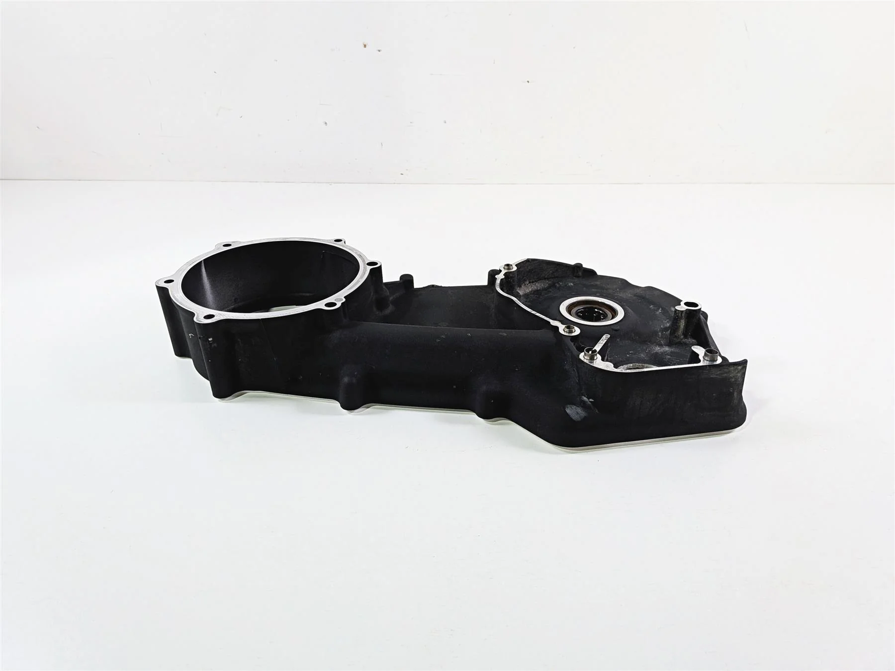 2009 Harley FXCWC Softail Rocker Inner Primary Drive Clutch Cover 60701-08 - Image 5