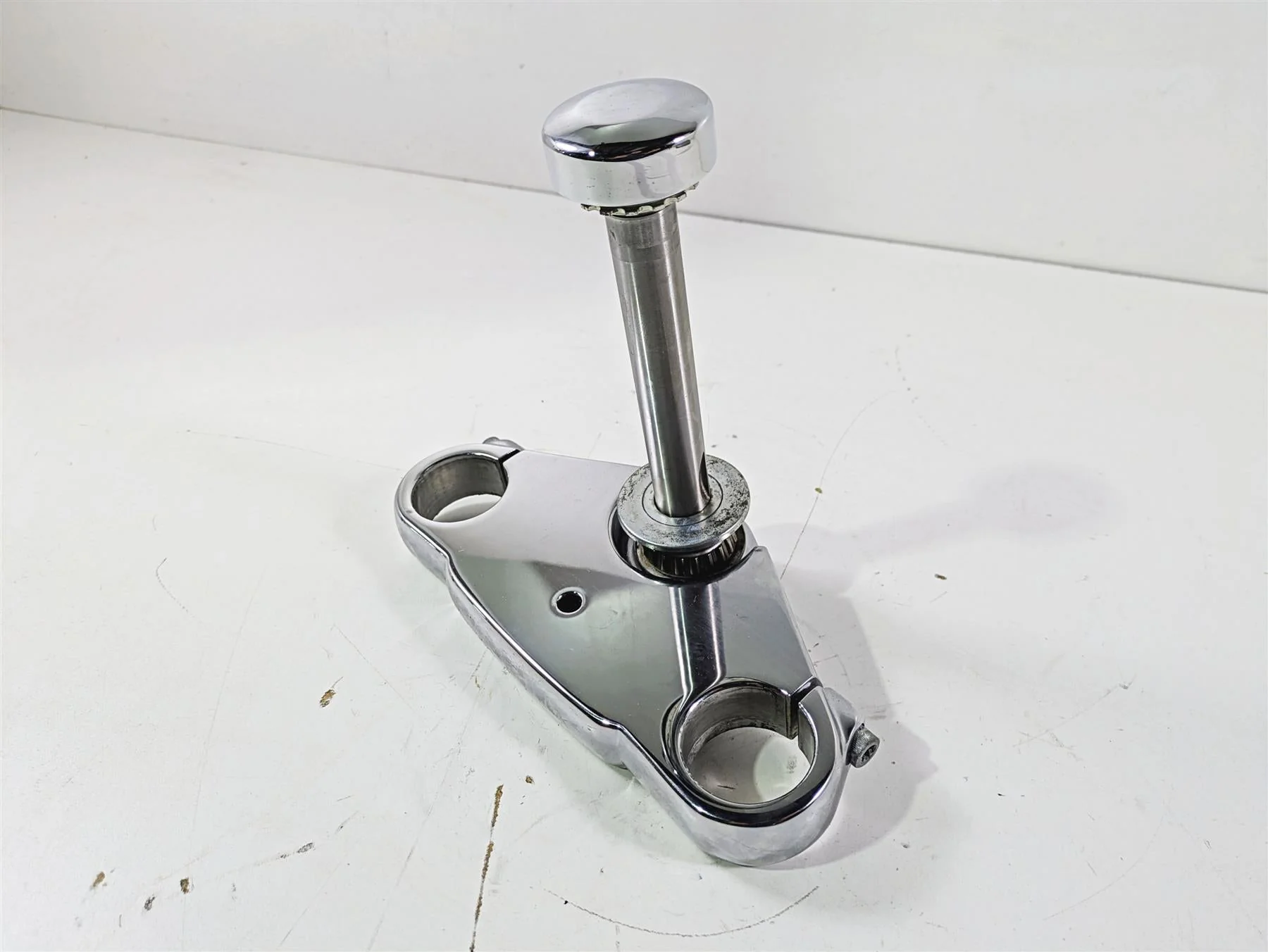 2009 Harley FXCWC Softail Rocker Lower Triple Tree Steering Clamp 49mm 46429-08 - Image 11
