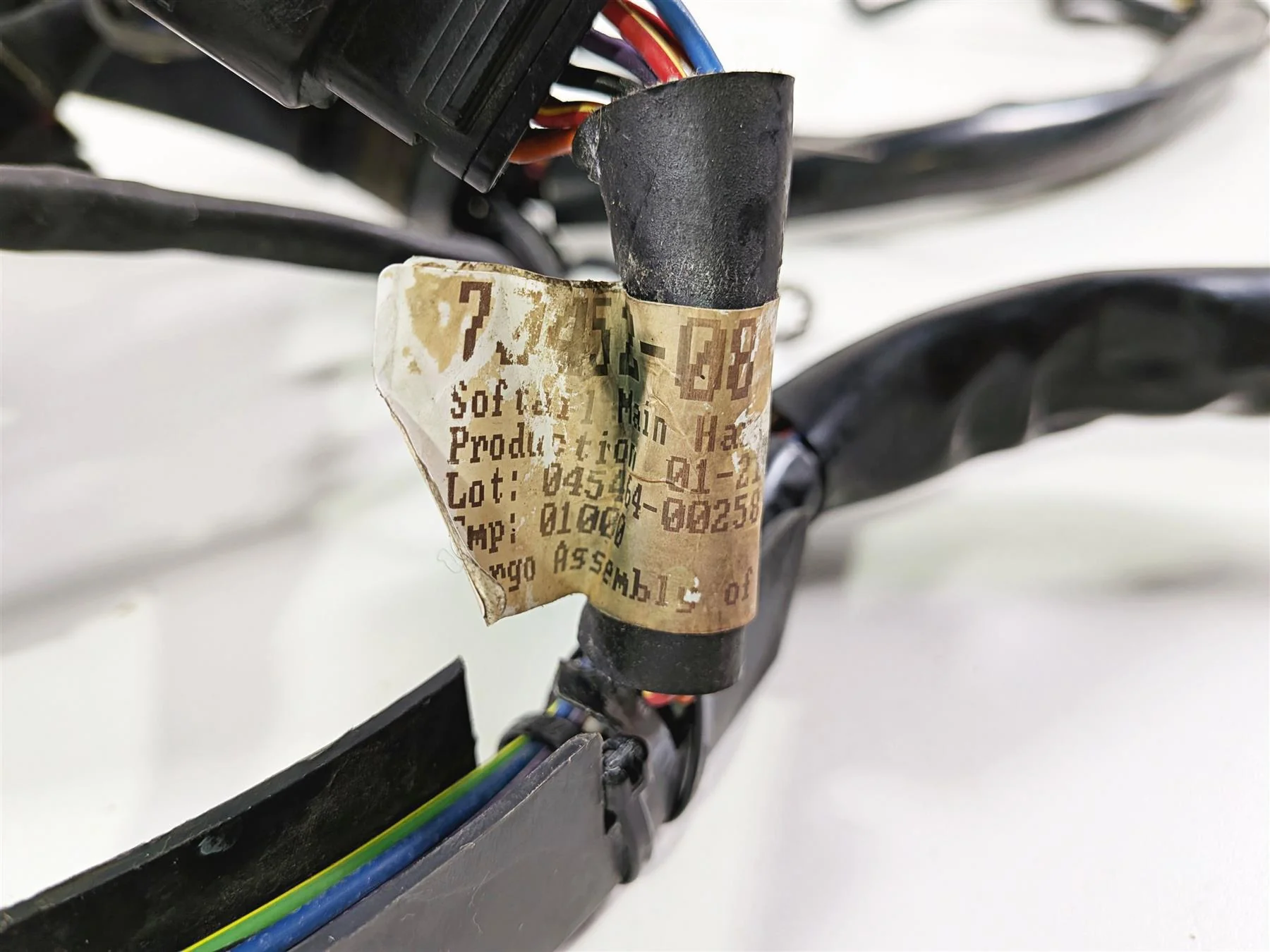 2009 Harley FXCWC Softail Rocker Main Wiring Harness Loom - No Cuts 70452-08 - Image 10