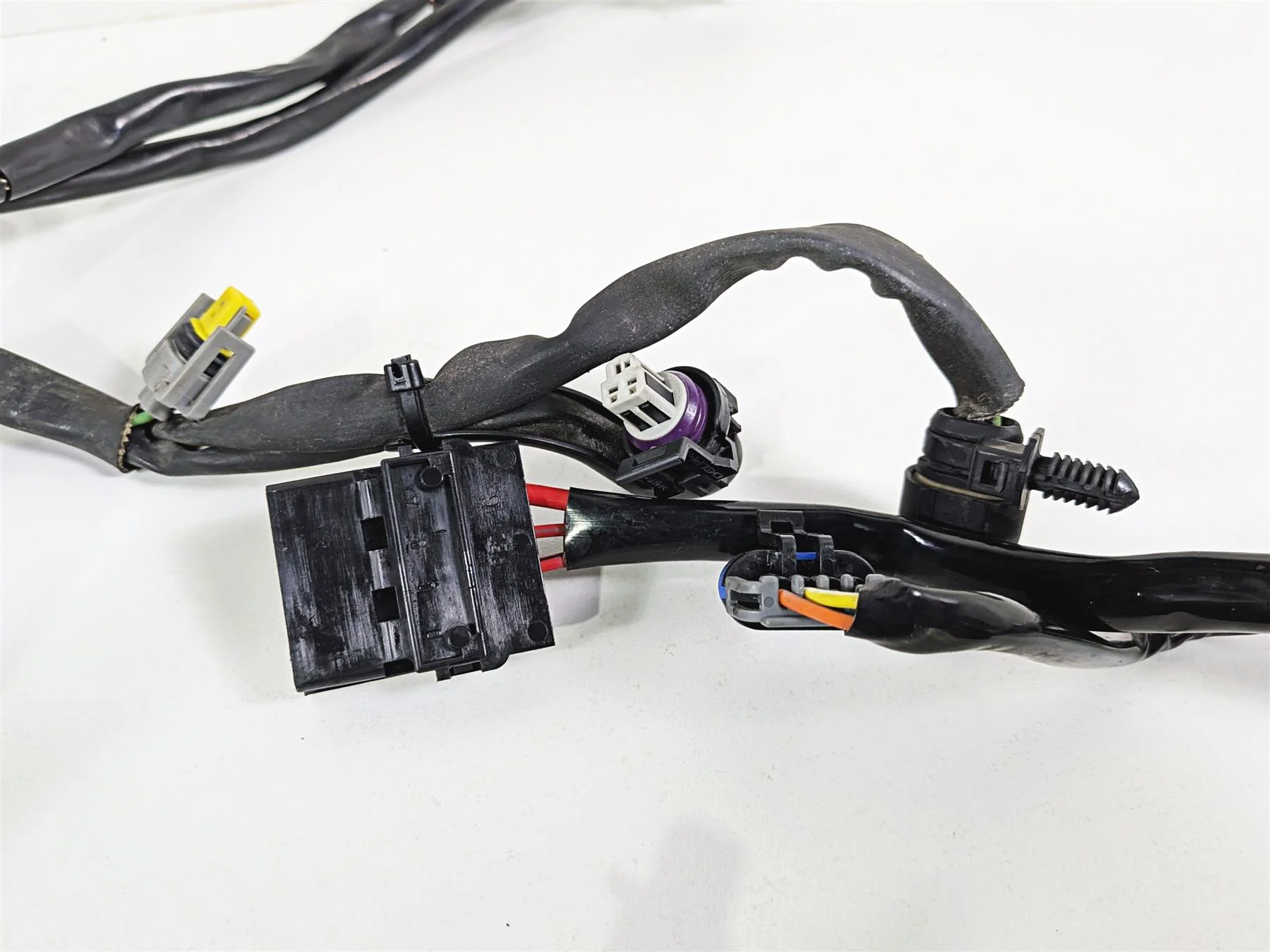 2009 Harley FXCWC Softail Rocker Main Wiring Harness Loom - No Cuts 70452-08 - Image 6