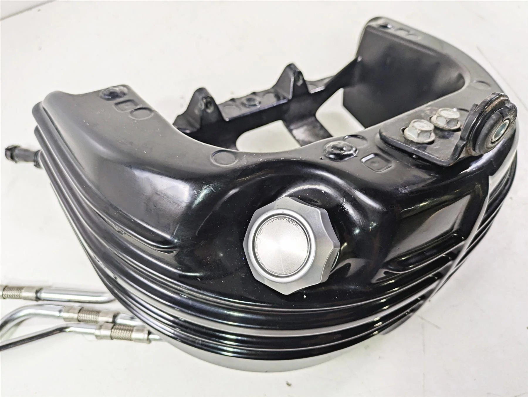2009 Harley FXCWC Softail Rocker Oil Tank & Lines Set 62546-08 - Image 10