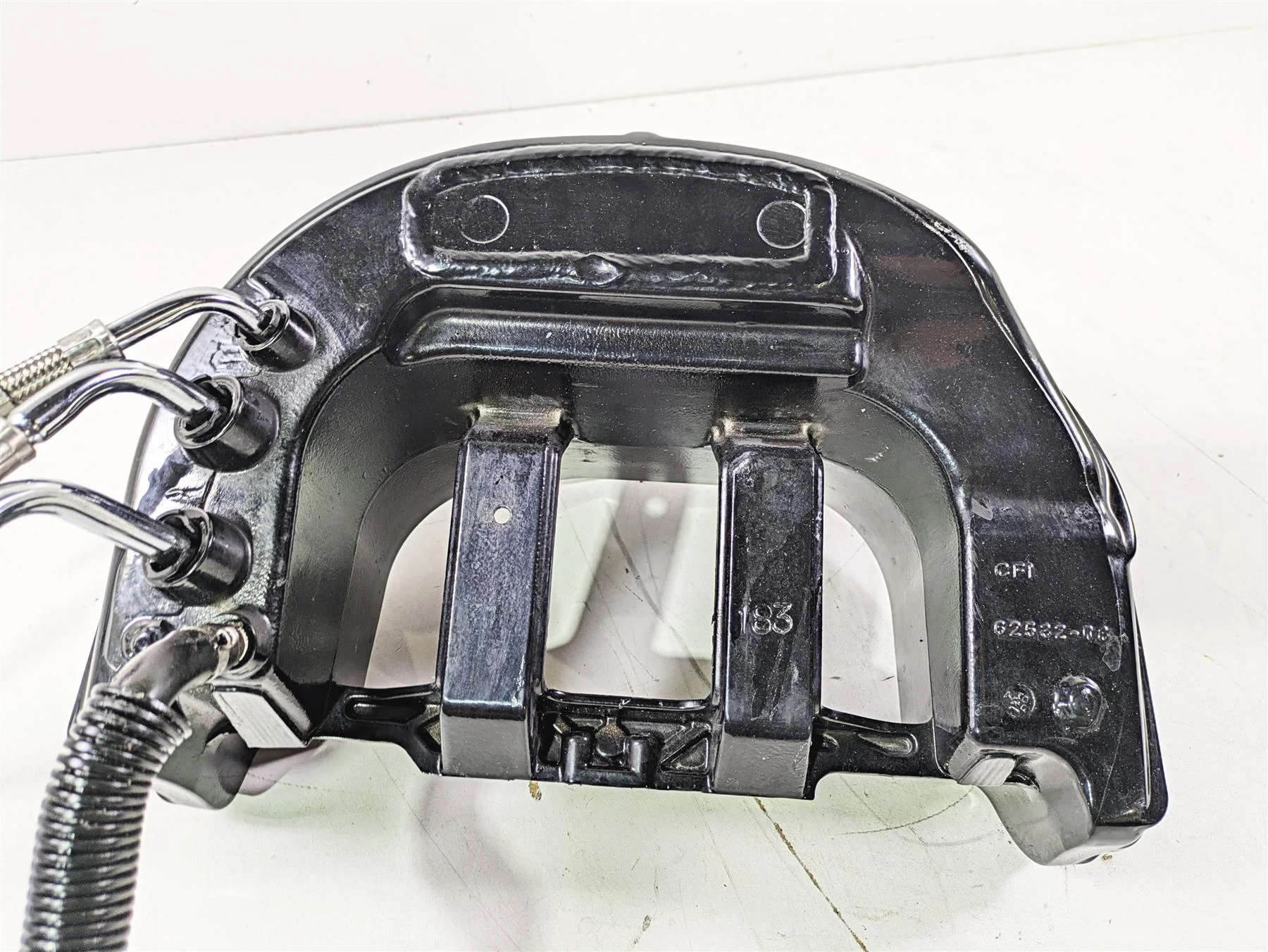 2009 Harley FXCWC Softail Rocker Oil Tank & Lines Set 62546-08 - Image 7