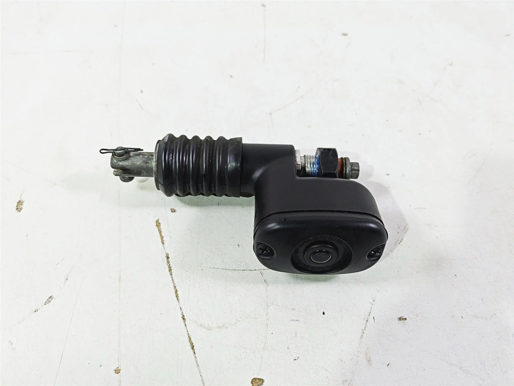 2009 Harley FXCWC Softail Rocker Rear Brake Master Cylinder 41767-05E - Image 4