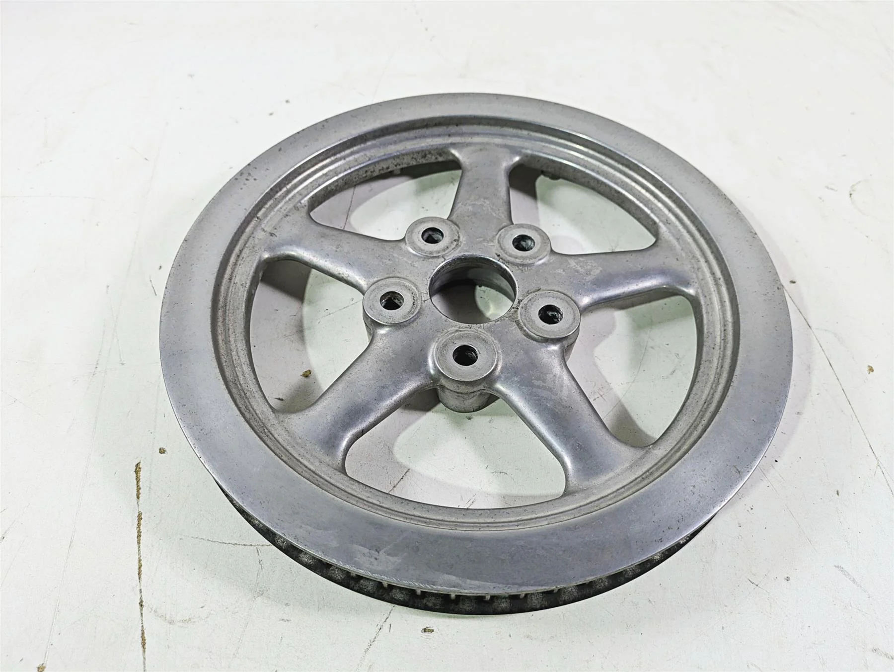 2009 Harley FXCWC Softail Rocker Rear Drive Belt Pulley 66T 1" 40585-08 - Image 3