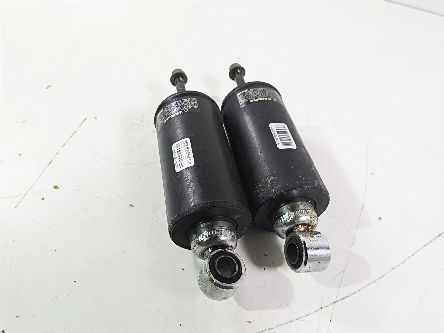 2009 Harley FXCWC Softail Rocker Rear Showa Shock Damper Set 54510-09 - Image 10