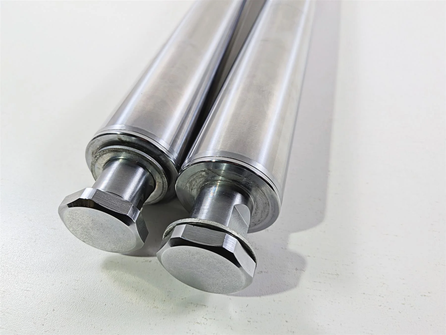 2009 Harley FXCWC Softail Rocker Straight Chrome Front Fork Leg Set 46950-08 - Image 7