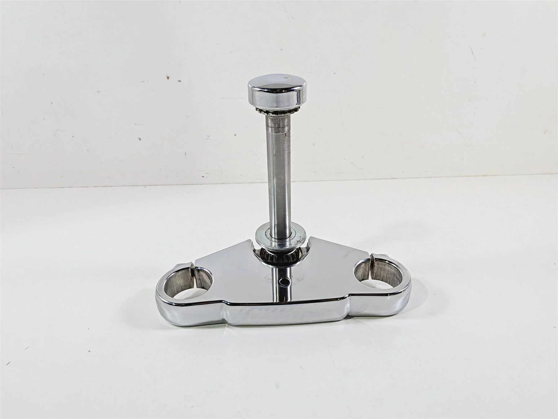 2009 Harley FXCWC Softail Rocker Straight Chrome Lower Triple Tree 46638-08