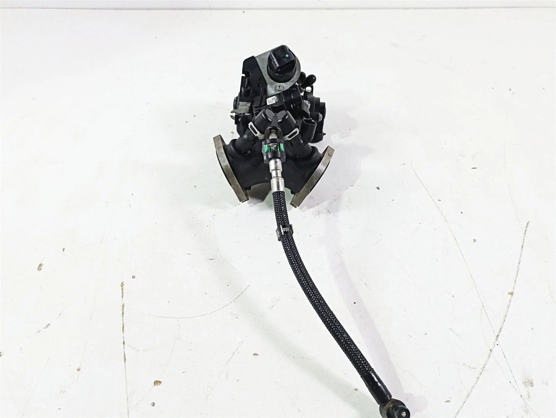 2009 Harley FXCWC Softail Rocker Throttle Body Fuel Injection 27708-06 27618-06 - Image 4