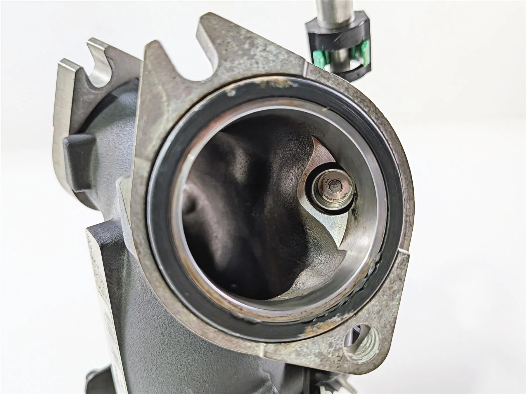 2009 Harley FXCWC Softail Rocker Throttle Body Fuel Injection 27708-06 27618-06 - Image 9