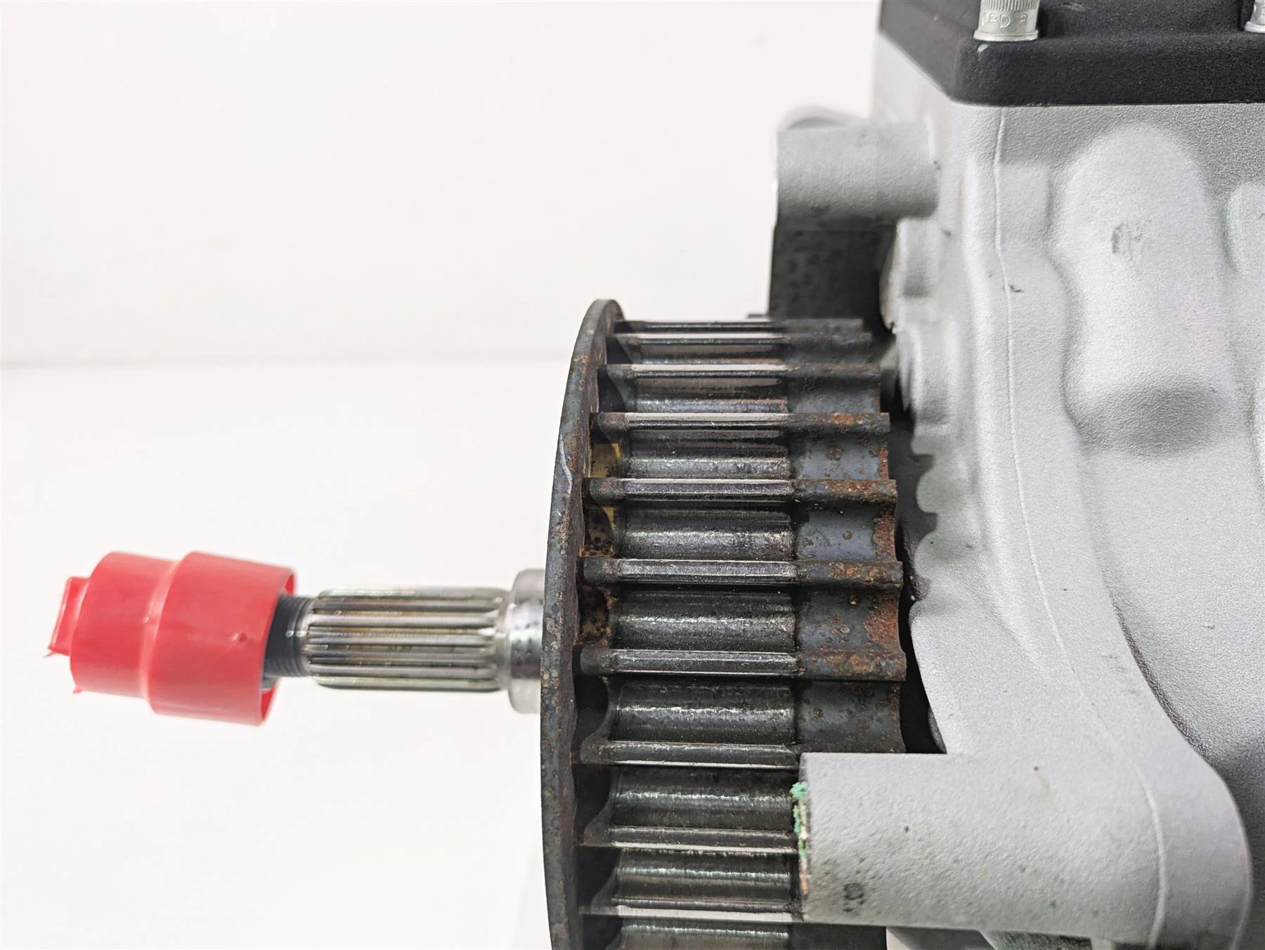2009 Harley FXDC Dyna Super Glide 6-Speed Transmission Gear Box - 18K 33091-06A - Image 5