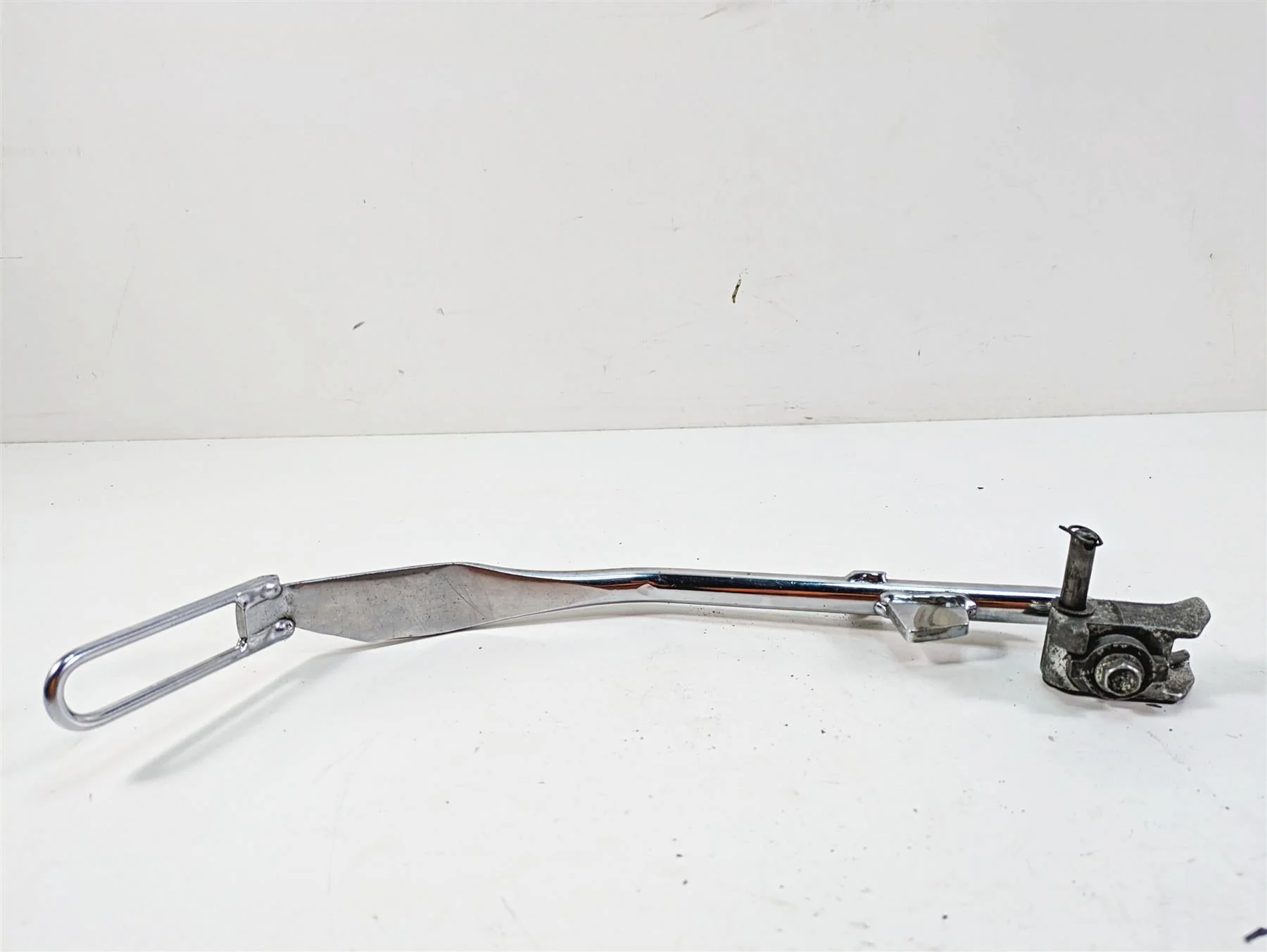 2009 Harley FXDC Dyna Super Glide Custom Side Kickstand Kick Stand 49704-90H