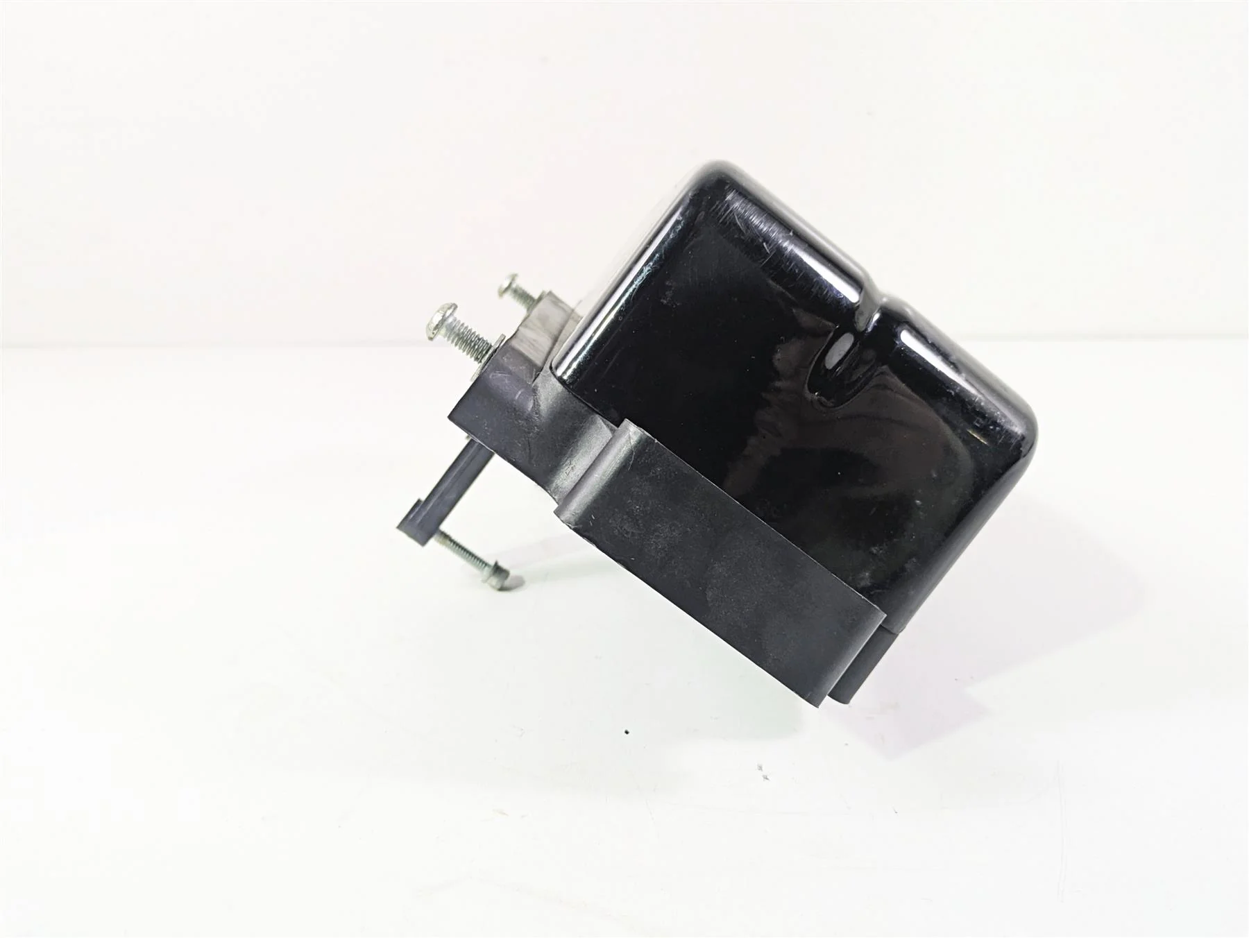 2009 Harley FXDC Dyna Super Glide Electric Holder Tray Carrier & Cover 70367-04 - Image 5