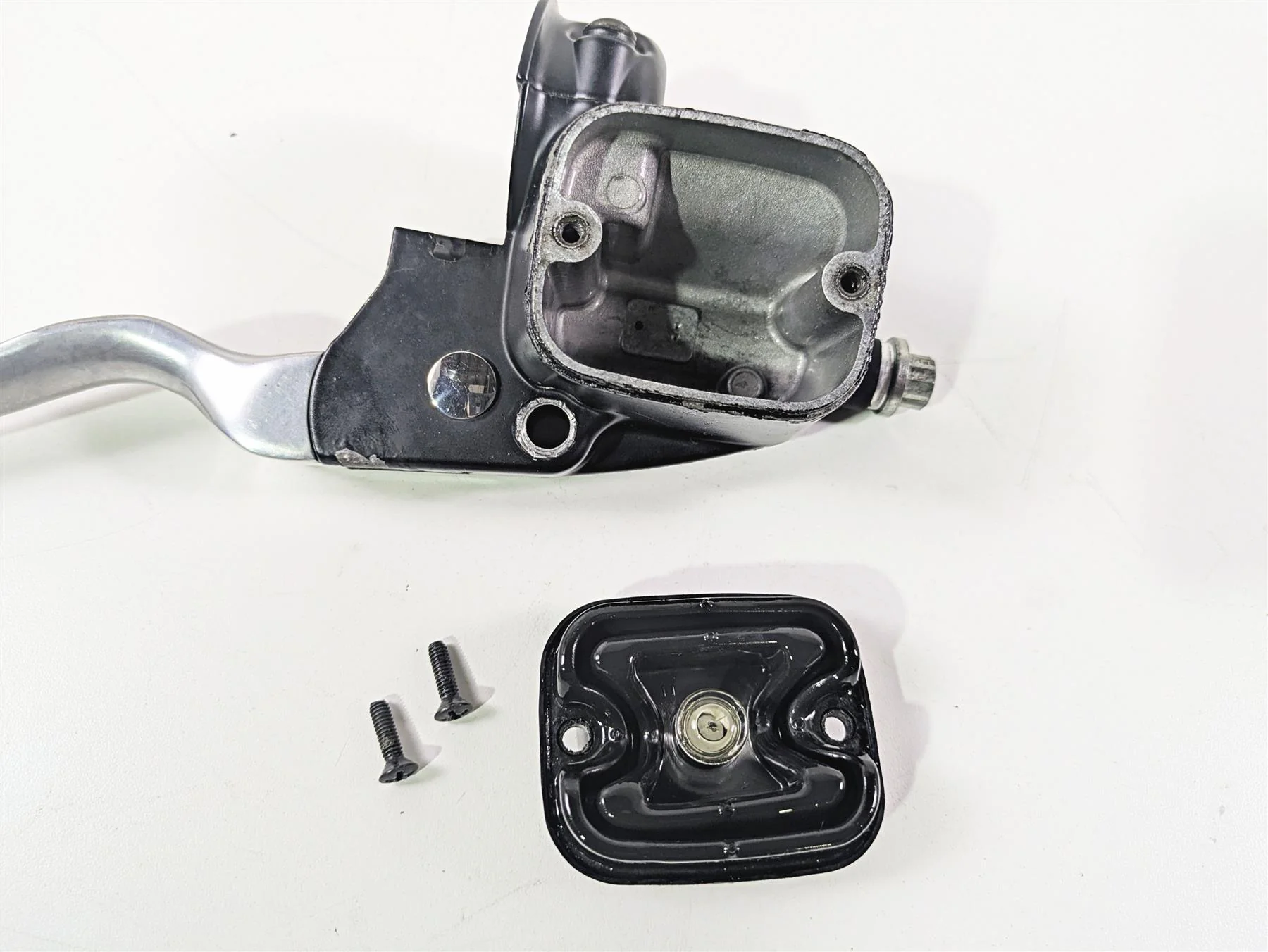2009 Harley FXDC Dyna Super Glide Front Brake Master Cylinder 9/16" 45019-08C - Image 11