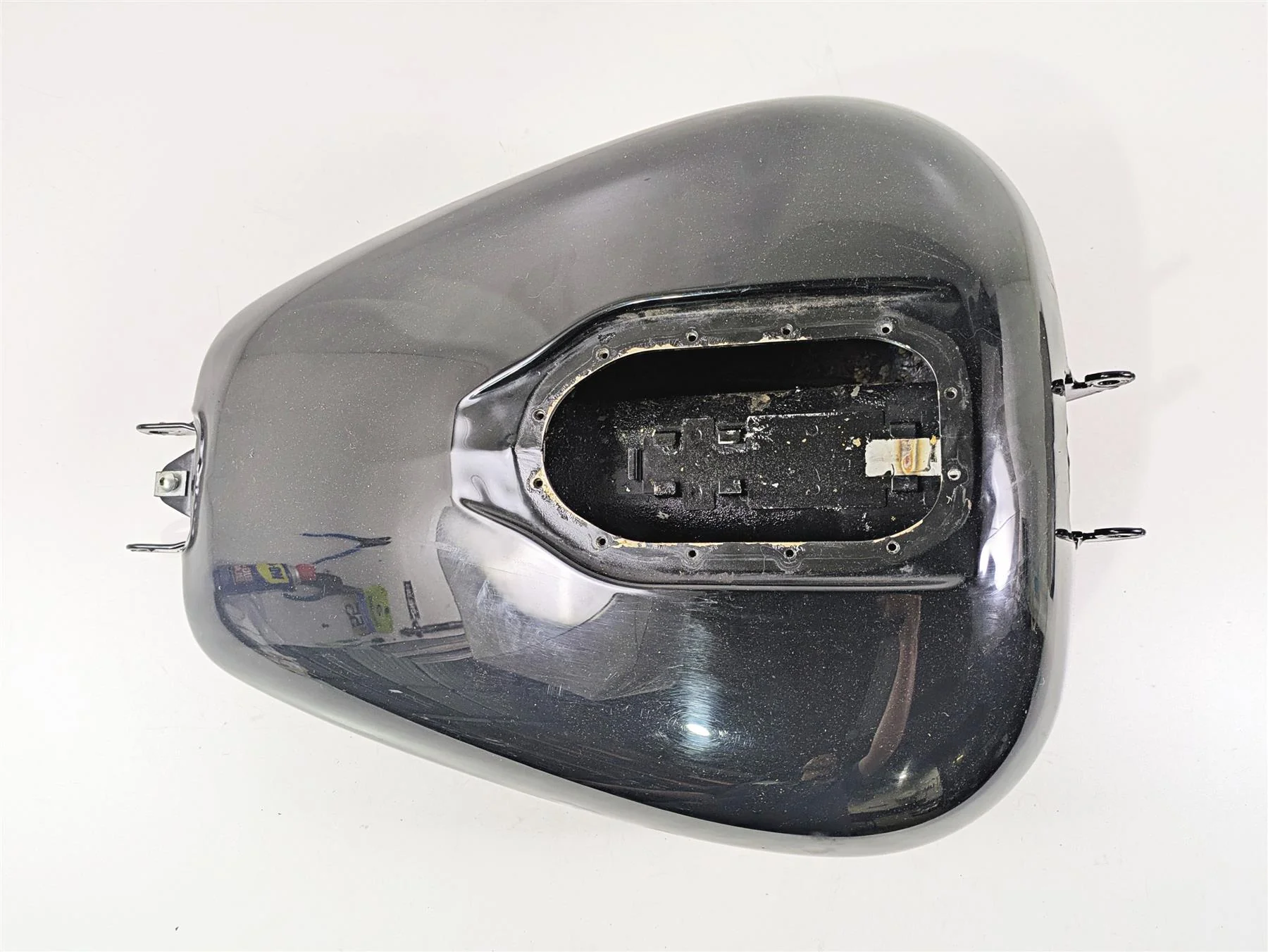 2009 Harley FXDC Dyna Super Glide Fuel Gas Petrol Tank Reservoir - Read 61590-04B - Image 12
